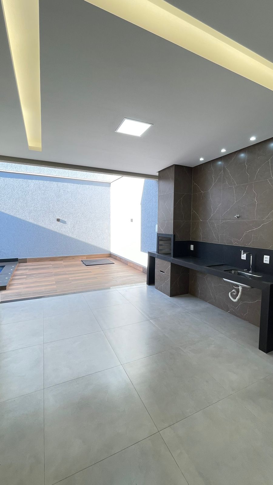 Excelente Oportunidade de Casa Térrea com Piscina Aquecida e Varanda Gourmet!
