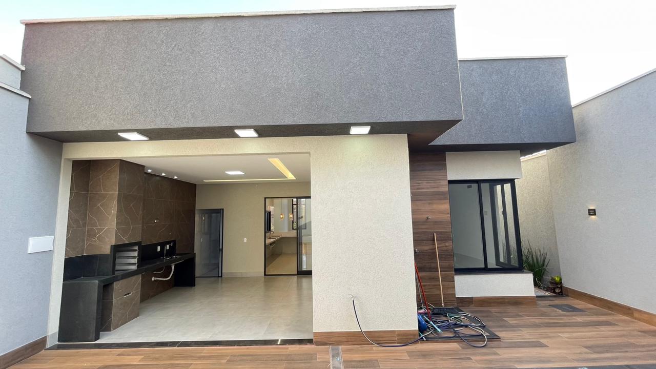 Excelente Oportunidade de Casa Térrea com Piscina Aquecida e Varanda Gourmet!