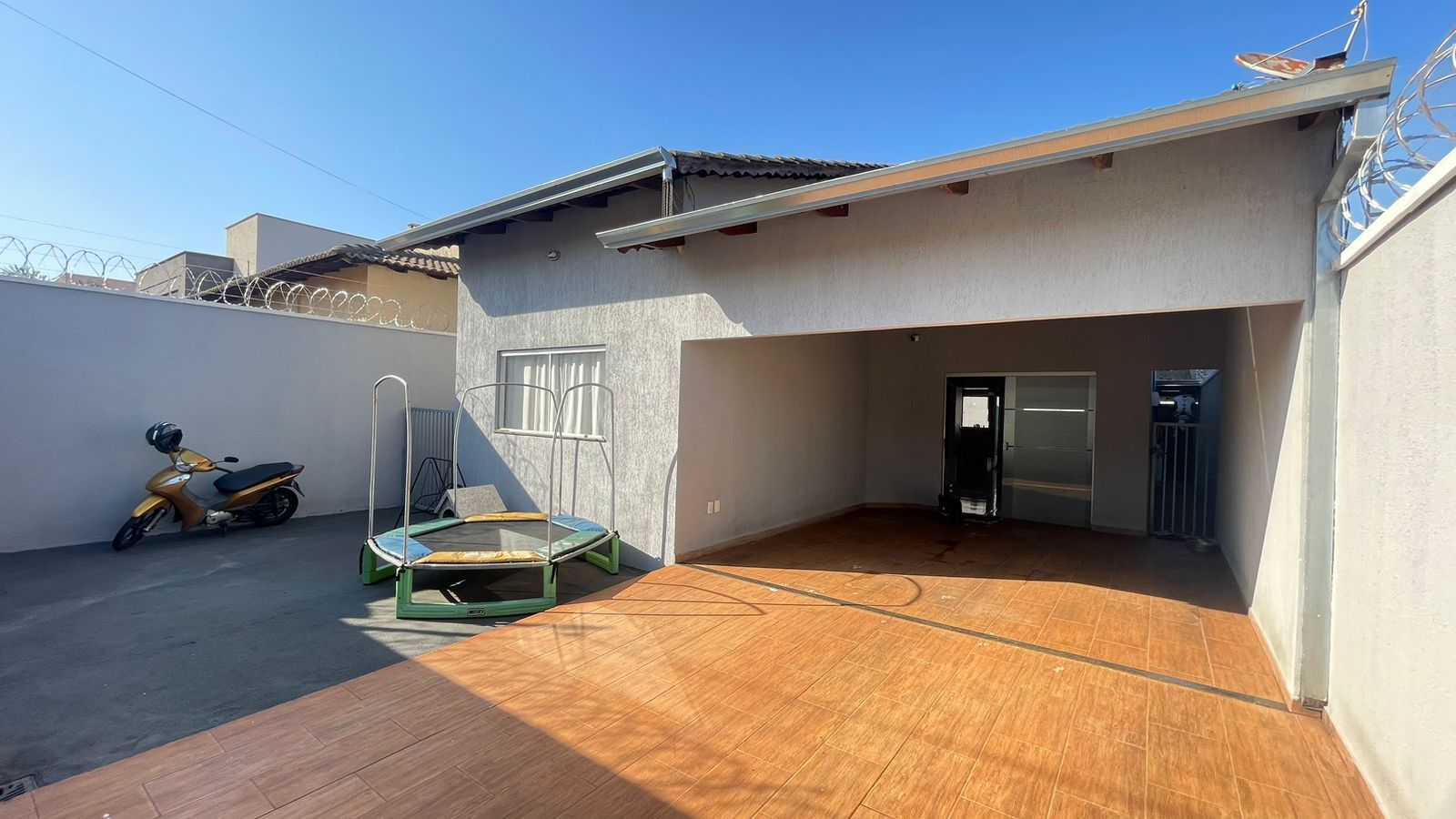 PISCINA. LAZER E MUITO ESPAÇO PRÓXIMO AO PASSEIO DAS ÁGUAS SHOPPING