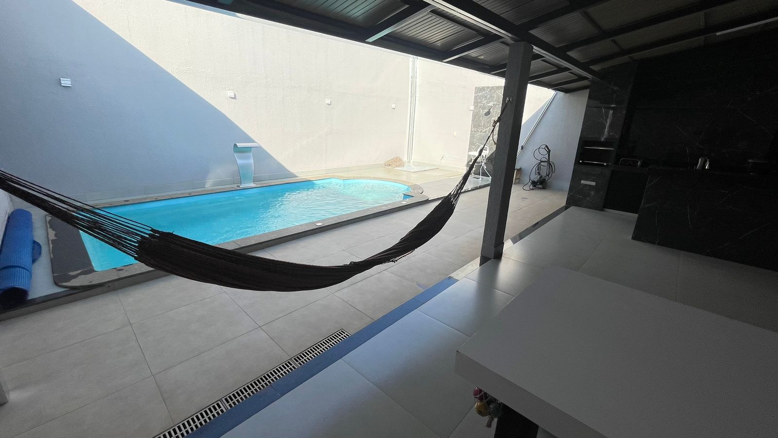 PISCINA. LAZER E MUITO ESPAÇO PRÓXIMO AO PASSEIO DAS ÁGUAS SHOPPING