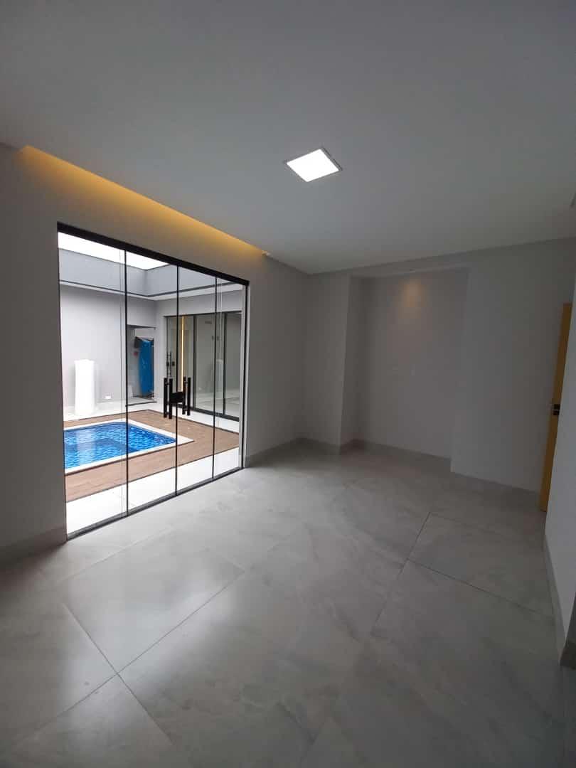 Oportunidade Imperdível: Luxuosa Casa com 3 Suítes e Área de Lazer Próxima ao Passeio das Águas!