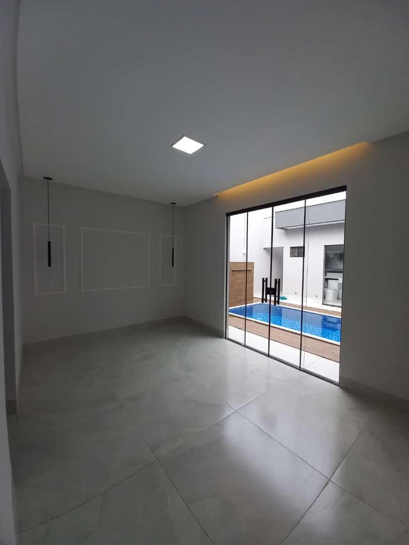 Oportunidade Imperdível: Luxuosa Casa com 3 Suítes e Área de Lazer Próxima ao Passeio das Águas!