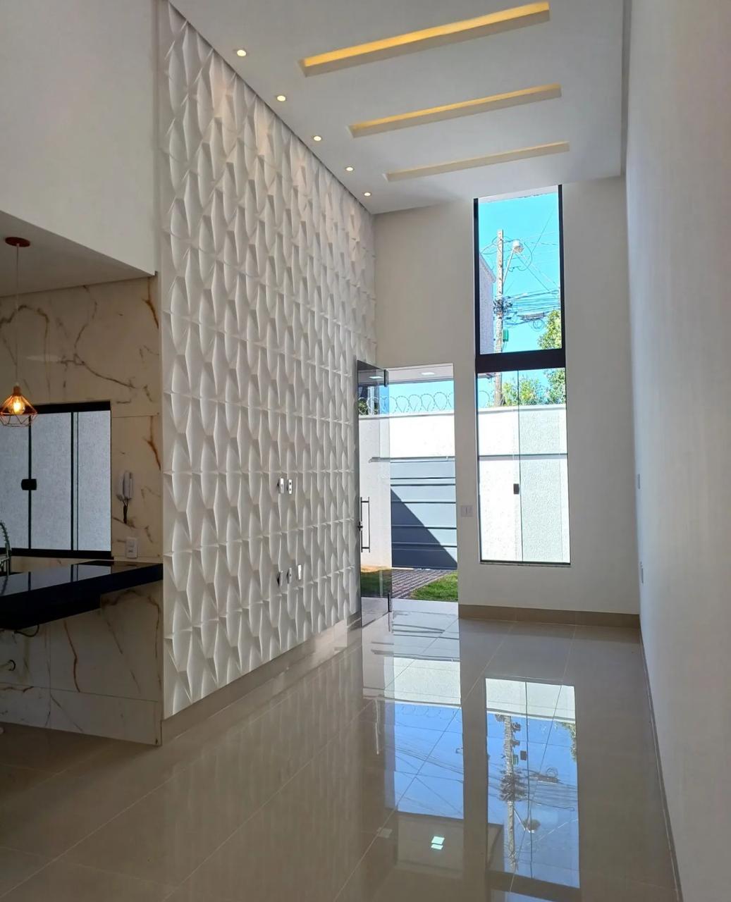 Casa dos Seus Sonhos: 3 Quartos, Pé Direito Duplo e Área Gourmet!