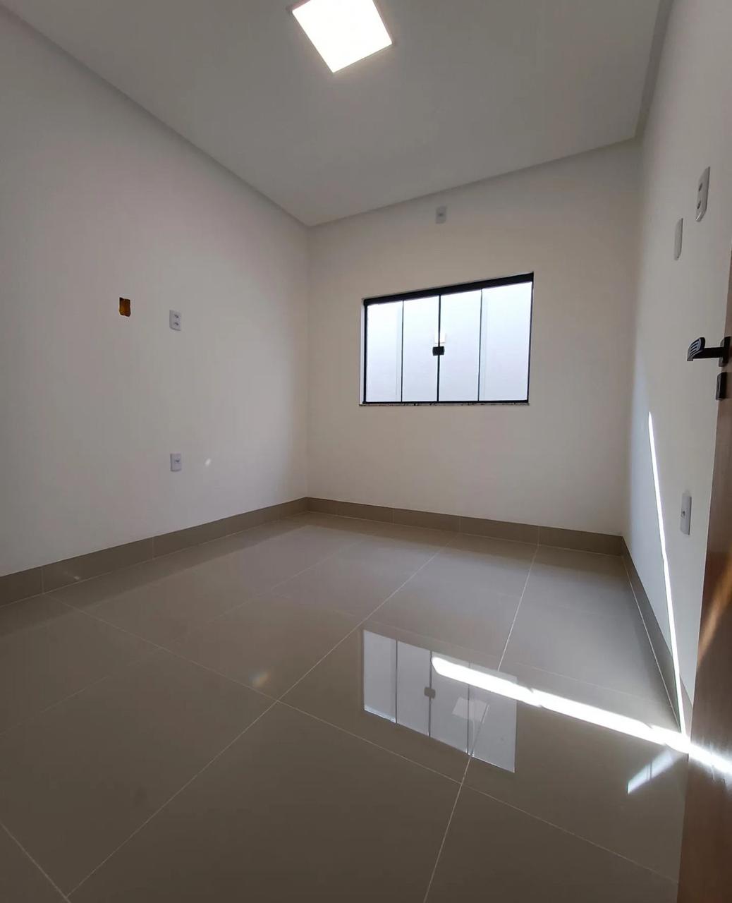 Casa dos Seus Sonhos: 3 Quartos, Pé Direito Duplo e Área Gourmet!