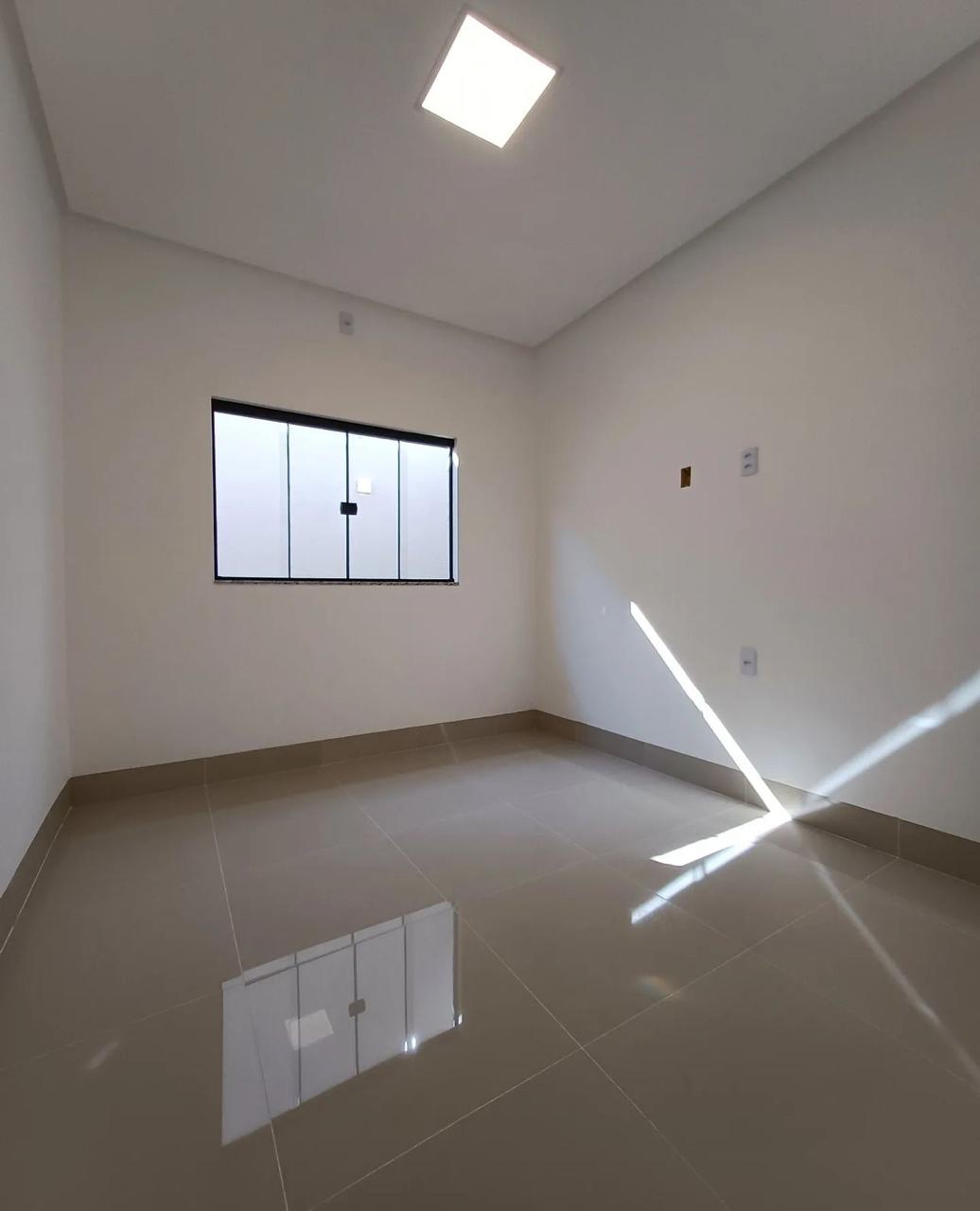Casa dos Seus Sonhos: 3 Quartos, Pé Direito Duplo e Área Gourmet!