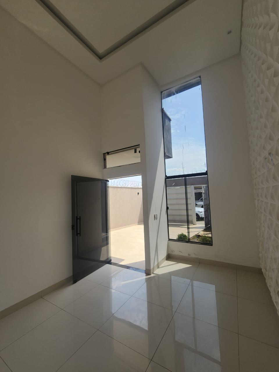 Casa Elegante de 3 Quartos com Suíte, Pé Direito Alto e Acabamento Sofisticado – Oportunidade no Setor Alice Barbosa!
