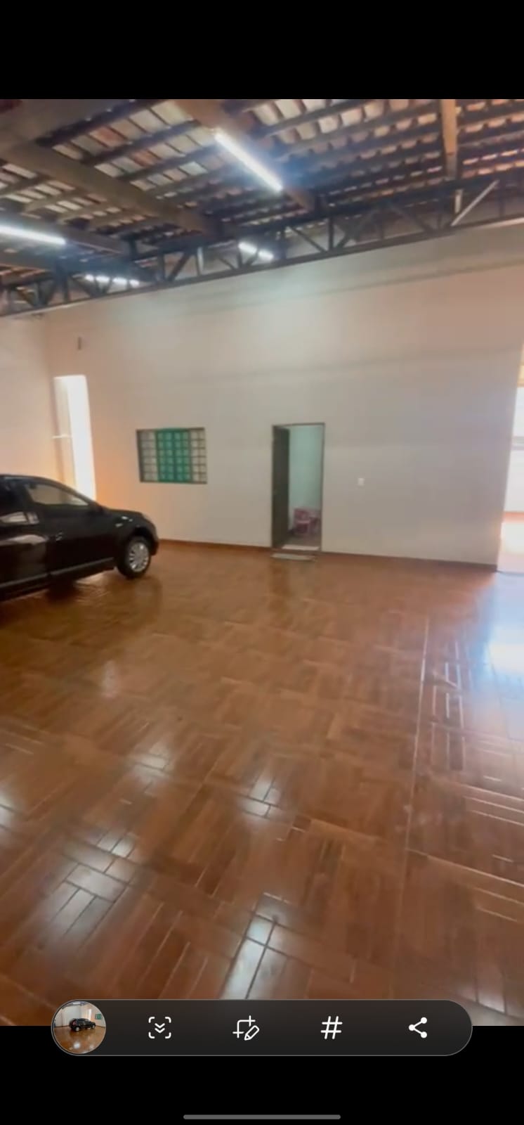 Ótima Oportunidade! Casa com 2 Quartos + Barracão Novo nos Fundos!