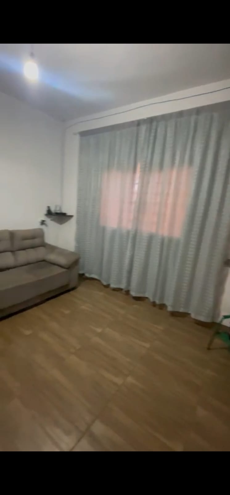 Ótima Oportunidade! Casa com 2 Quartos + Barracão Novo nos Fundos!