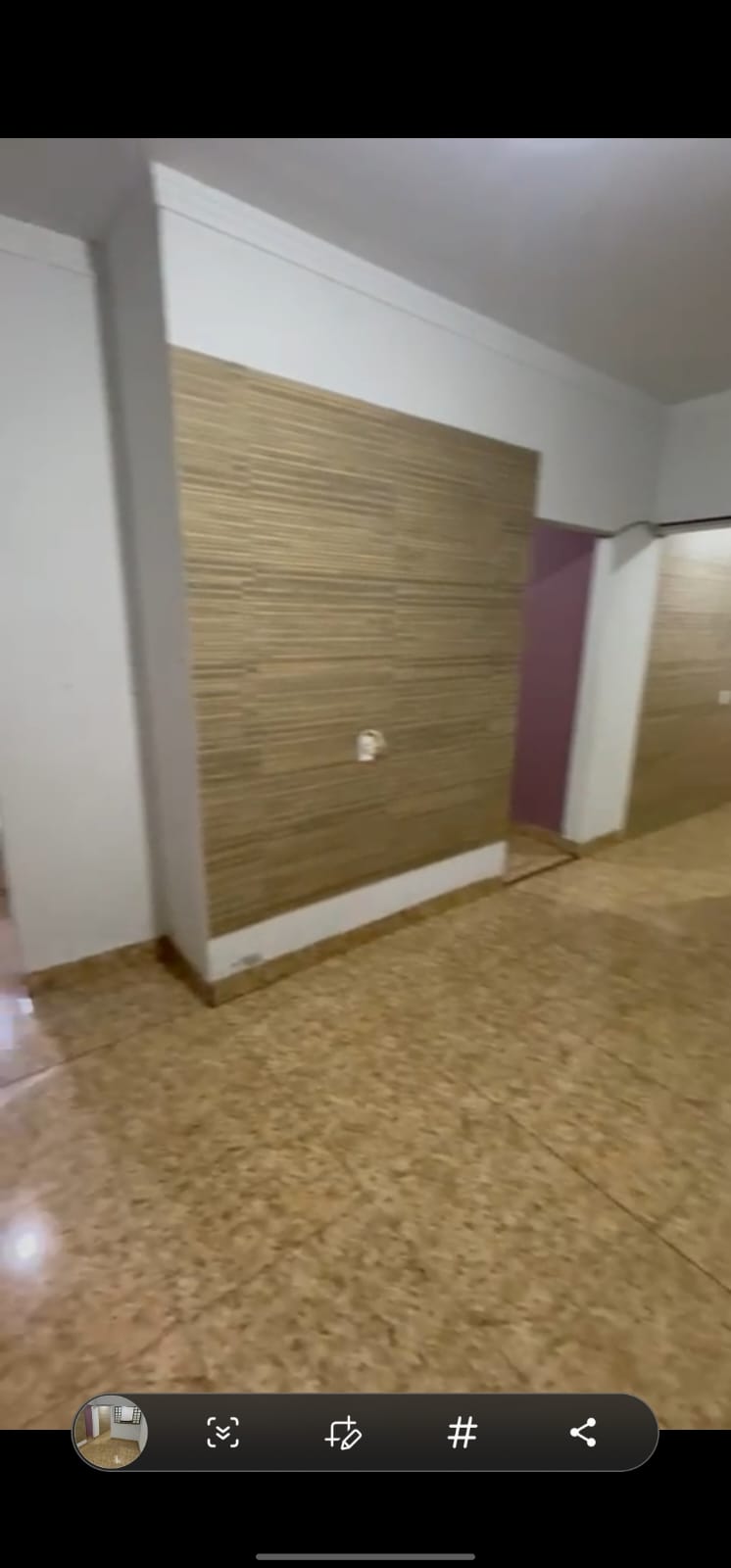 Ótima Oportunidade! Casa com 2 Quartos + Barracão Novo nos Fundos!