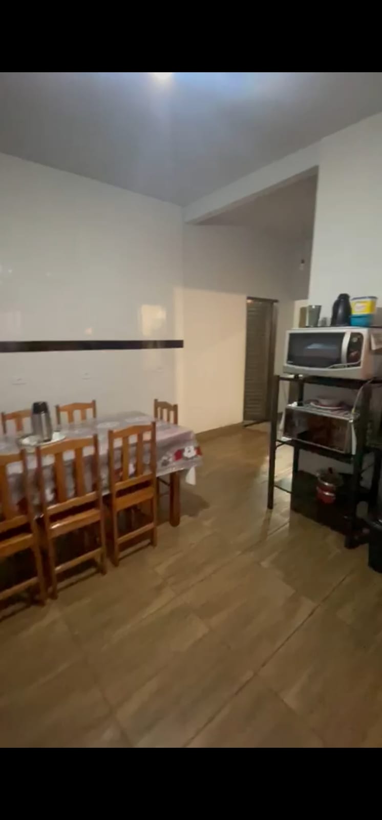 Ótima Oportunidade! Casa com 2 Quartos + Barracão Novo nos Fundos!