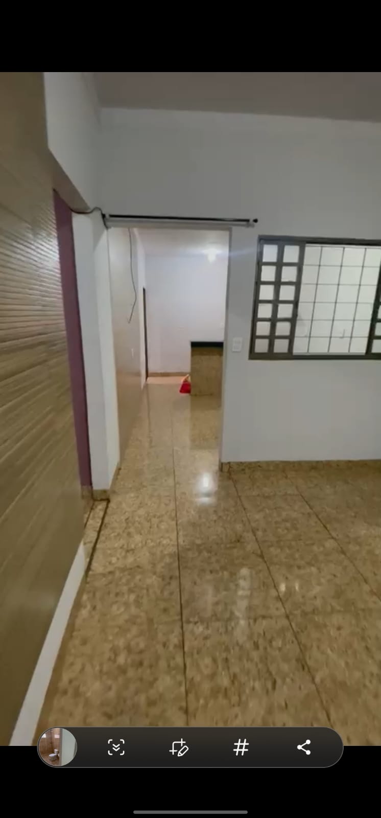 Ótima Oportunidade! Casa com 2 Quartos + Barracão Novo nos Fundos!