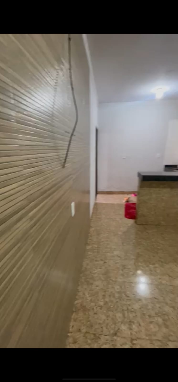 Ótima Oportunidade! Casa com 2 Quartos + Barracão Novo nos Fundos!