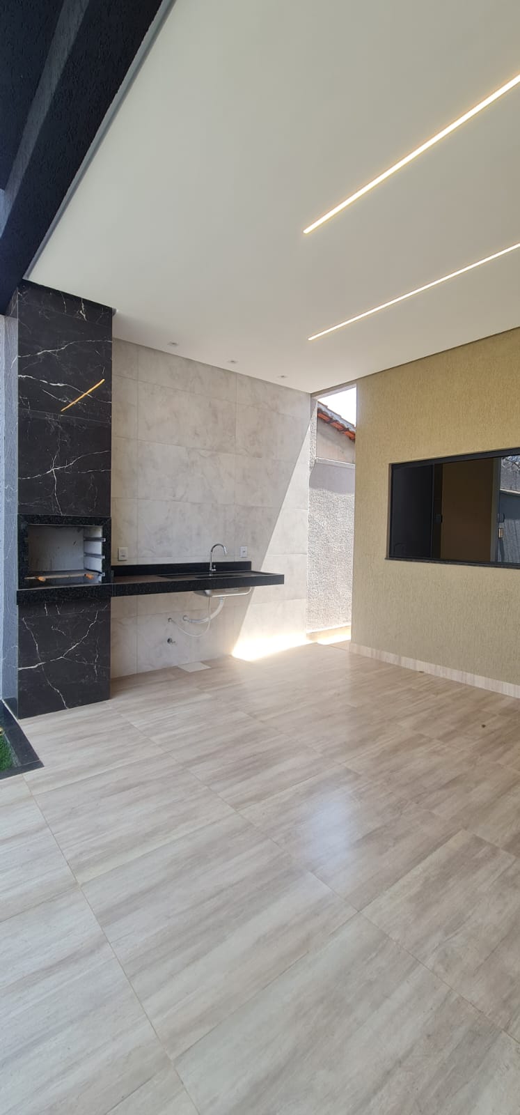 Casa Moderna e Completa com 3 Quartos, Suíte e Área Gourmet por R$390.000 – Conforto e Estilo em Cada Detalhe!