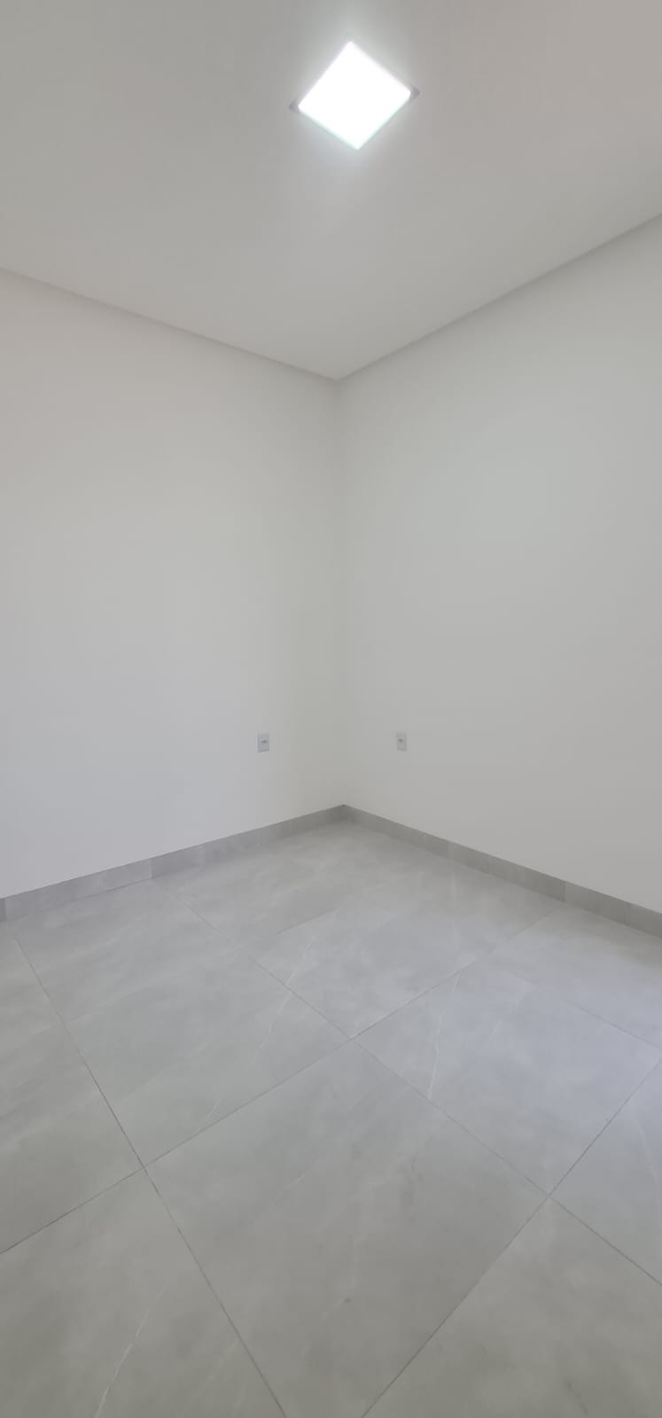 Casa Moderna e Completa com 3 Quartos, Suíte e Área Gourmet por R$390.000 – Conforto e Estilo em Cada Detalhe!