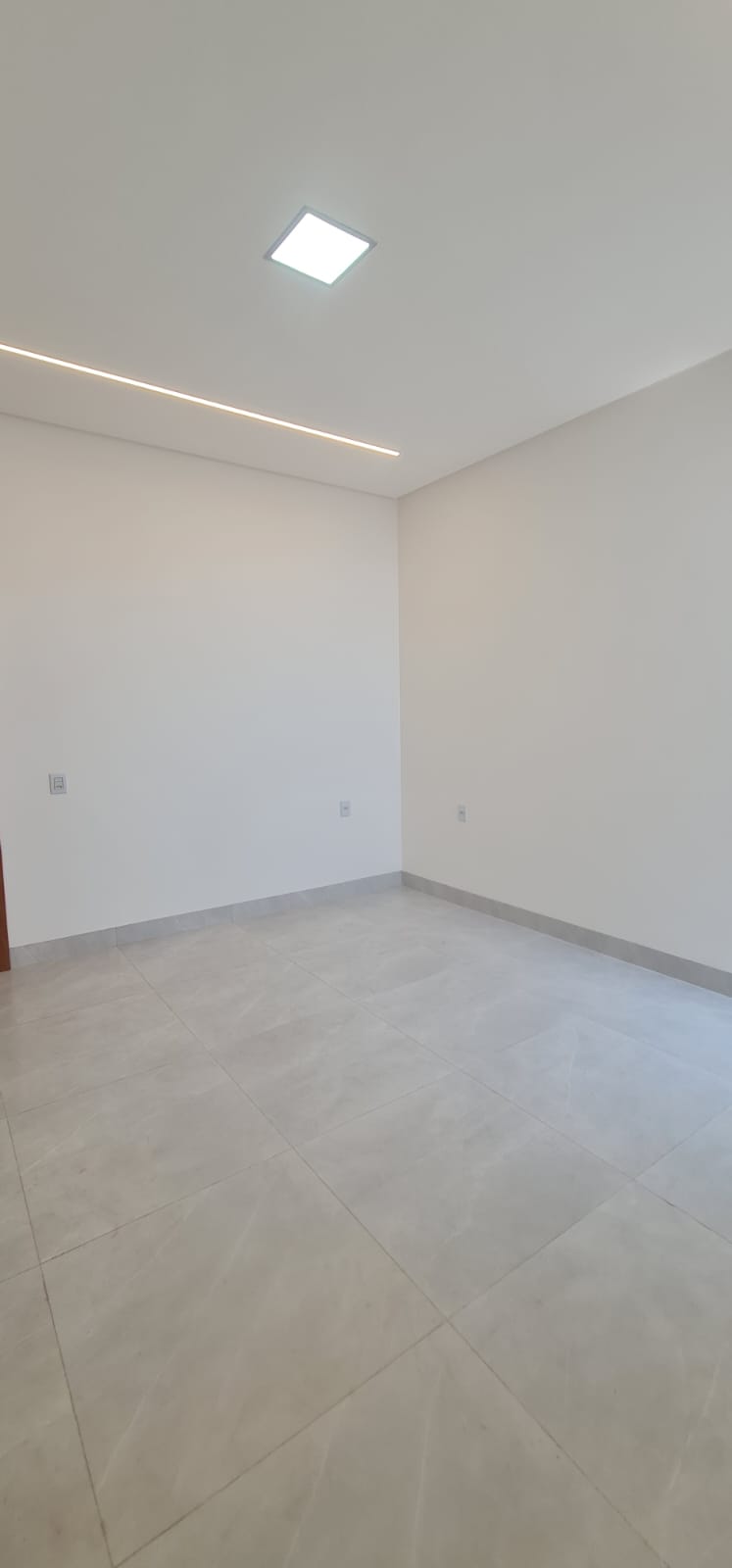 Casa Moderna e Completa com 3 Quartos, Suíte e Área Gourmet por R$390.000 – Conforto e Estilo em Cada Detalhe!