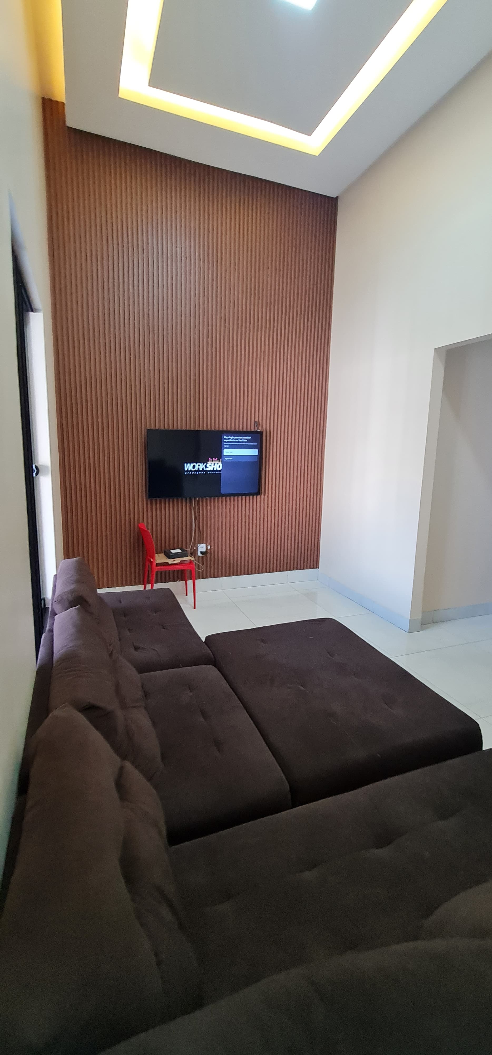 Casa nova à Venda – 3 Quartos, 1 Suíte, Design Moderno