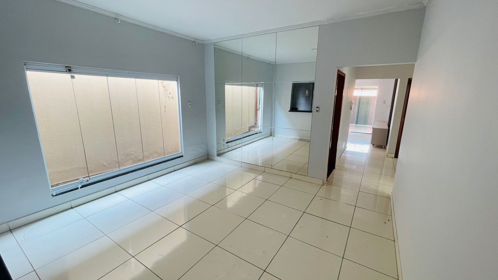 LUXO, PISCINA E MUITA MAIS