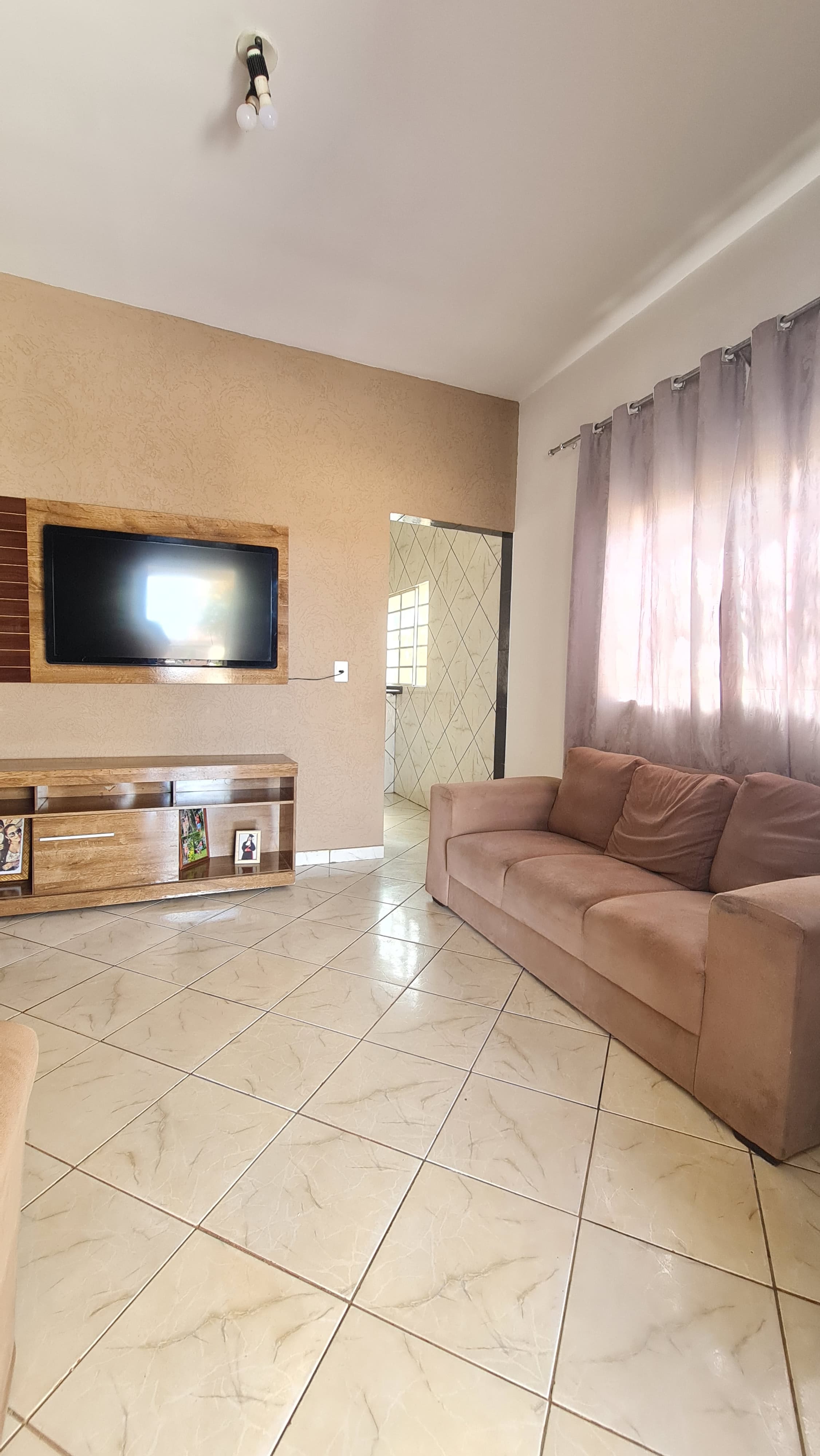 Linda casa aconchegante, Situada na parte mais valorizada do setor Recanto do Bosque!