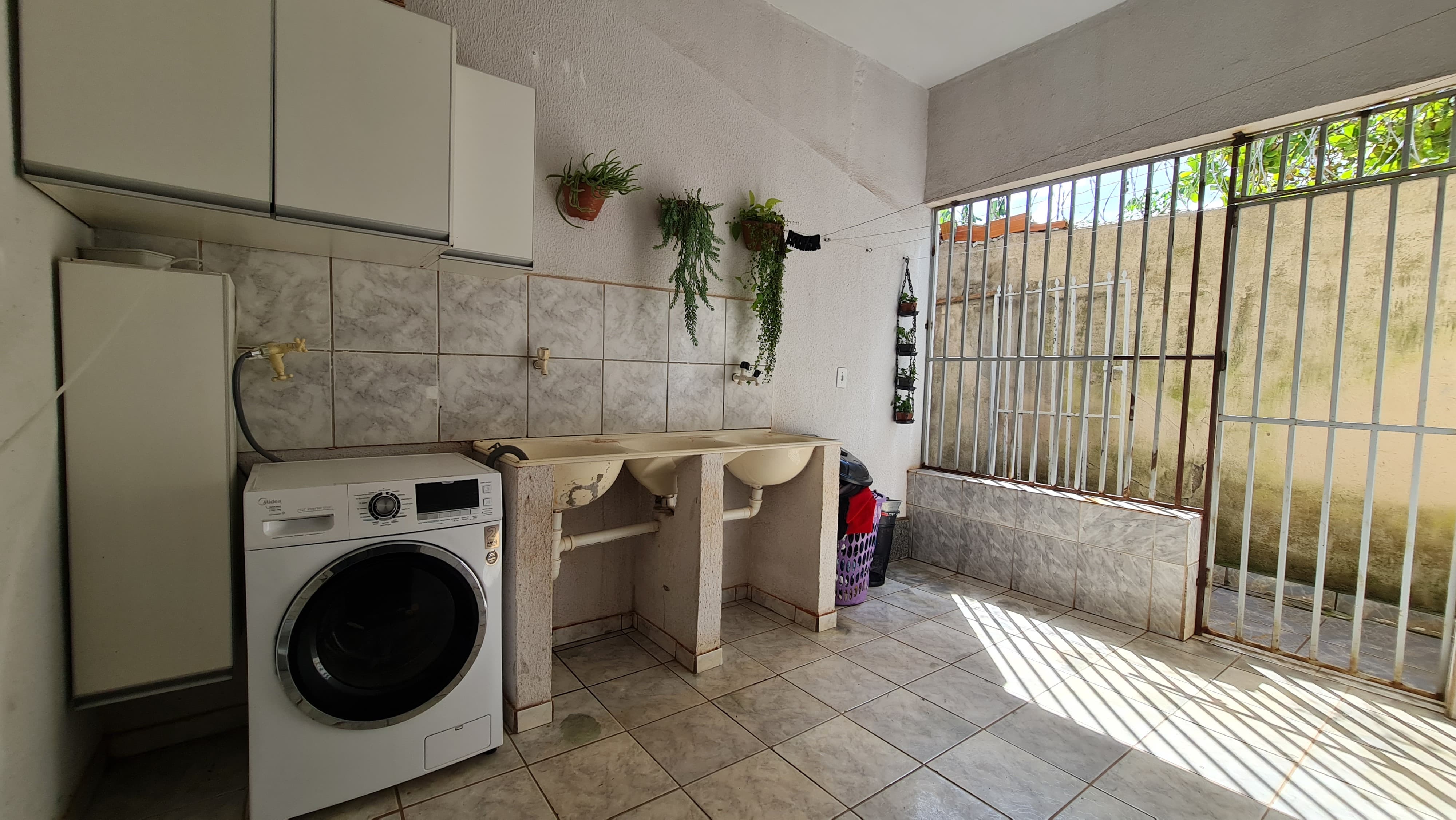 Linda casa aconchegante, Situada na parte mais valorizada do setor Recanto do Bosque!