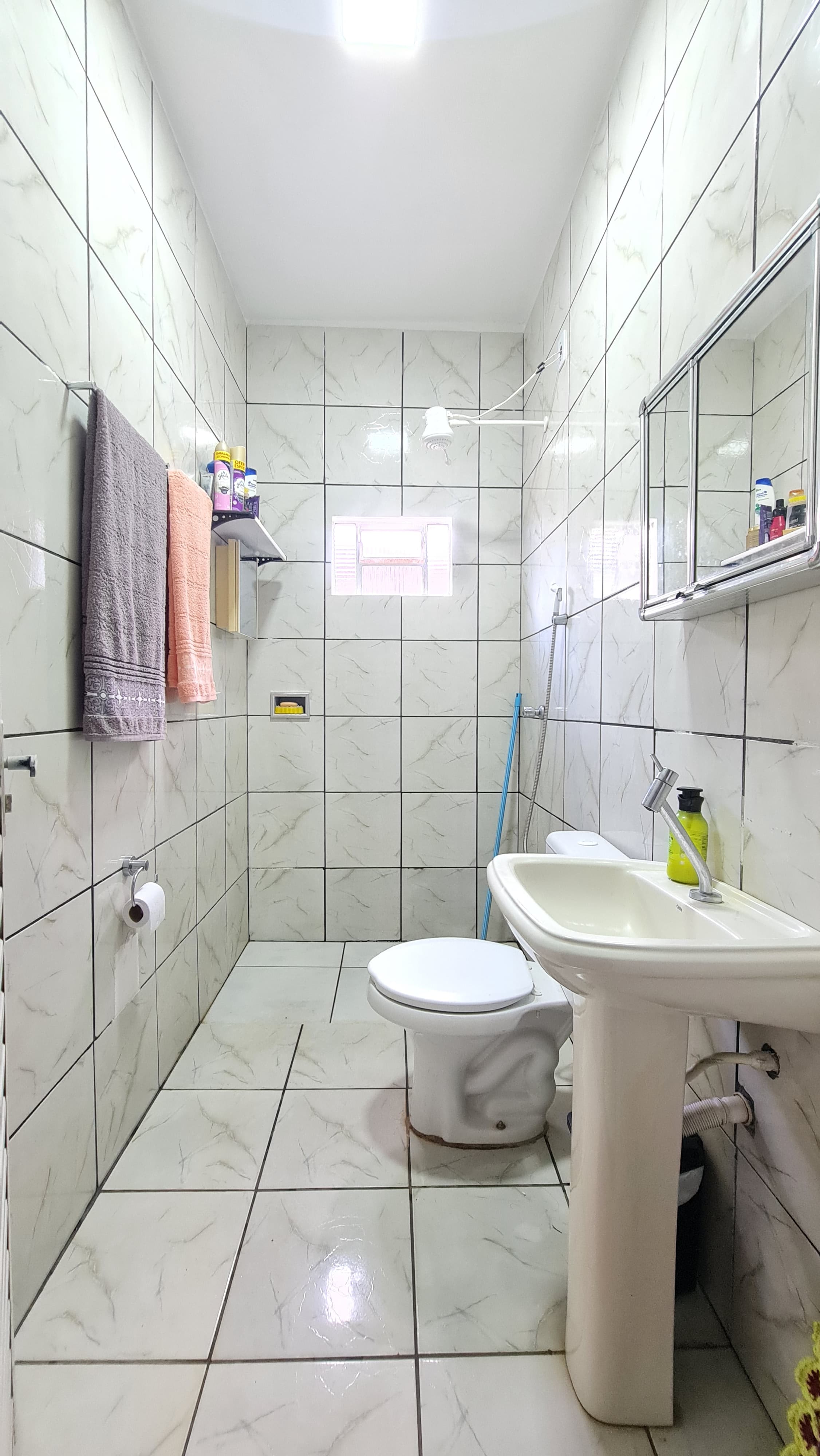 Linda casa aconchegante, Situada na parte mais valorizada do setor Recanto do Bosque!