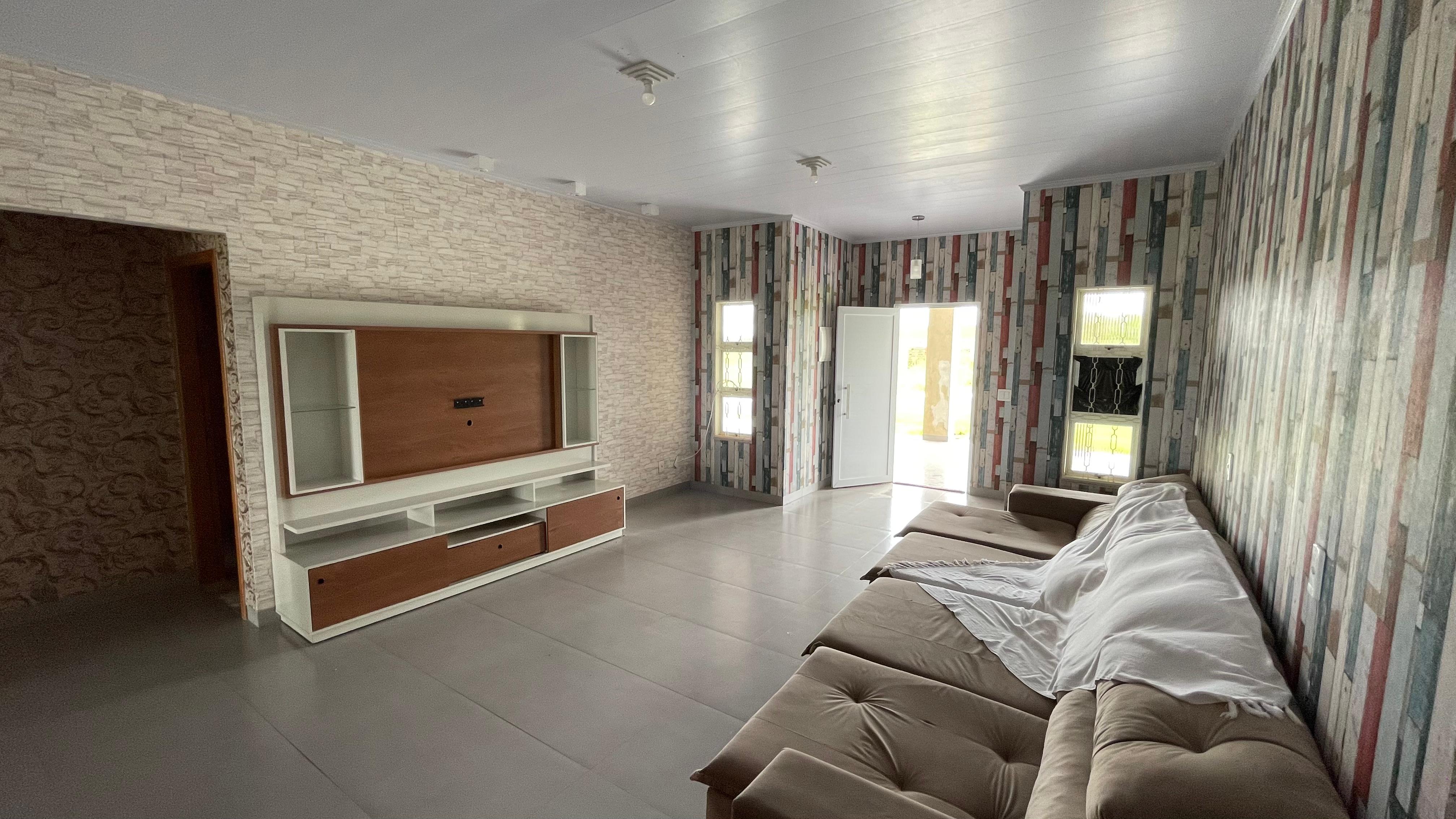 CASA MOBILIADA, PRONTA PARA MORAR !