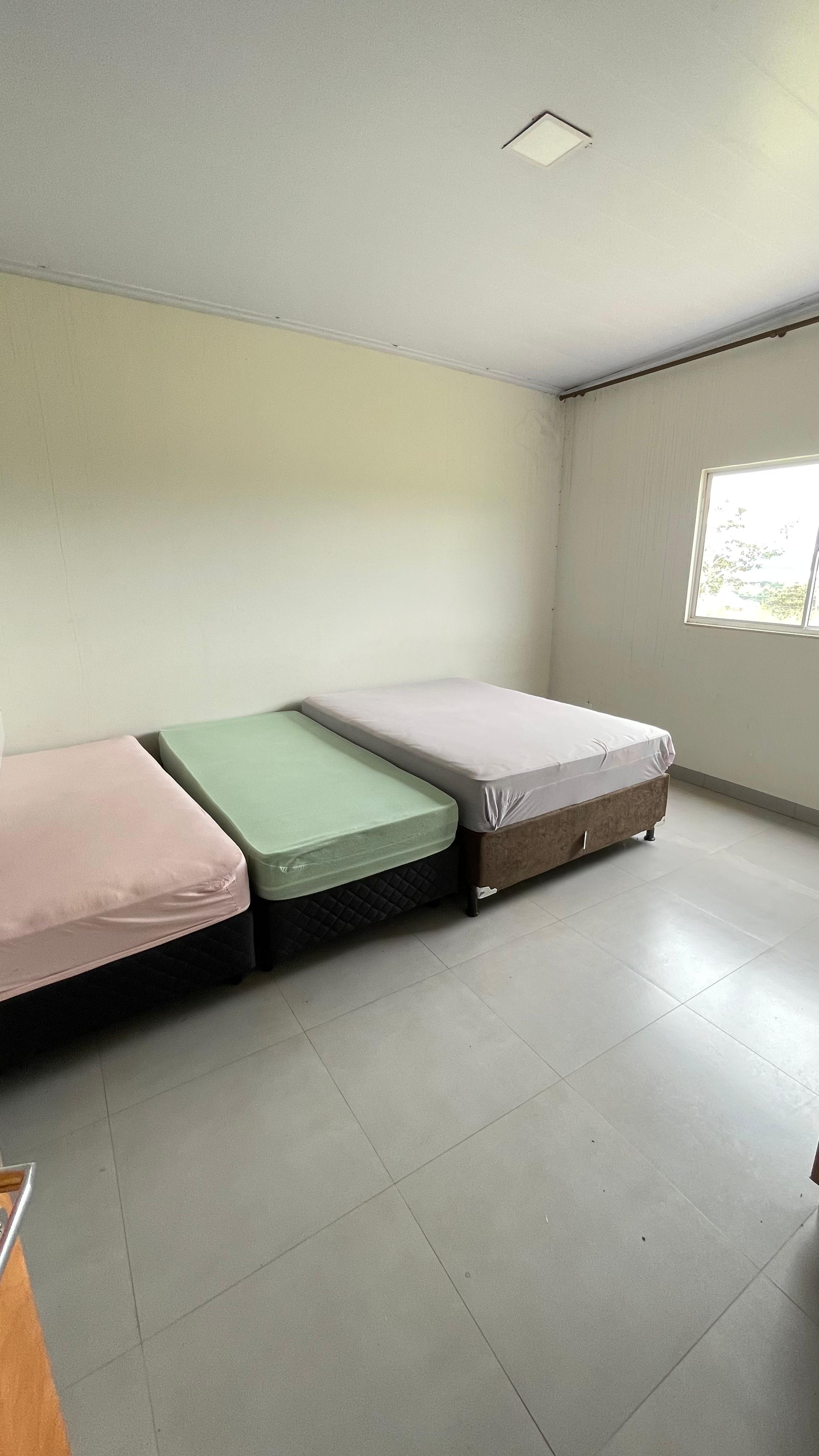 SOBRADO MOBILIADO, PRONTO PARA MORAR !