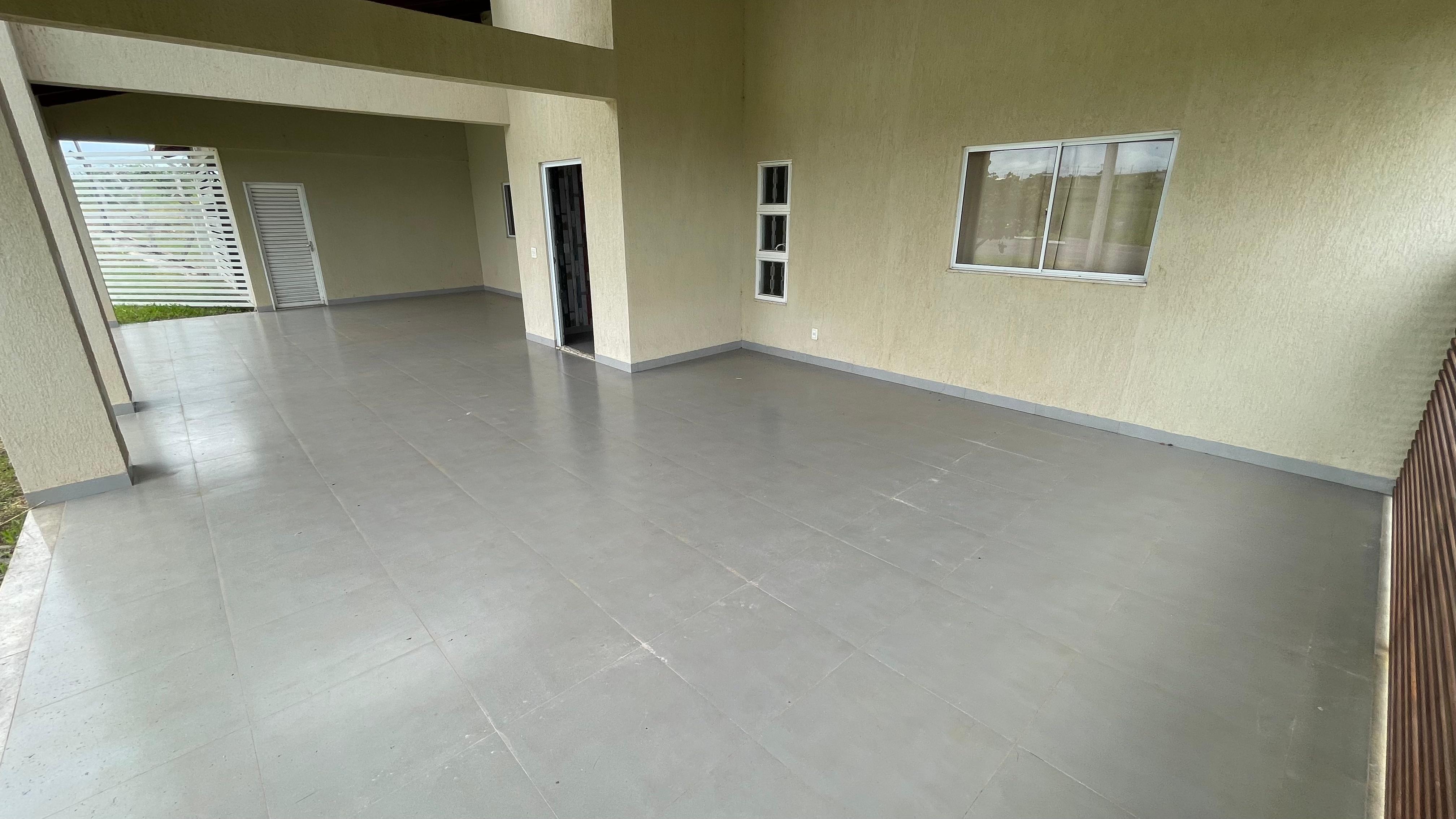 SOBRADO MOBILIADO, PRONTO PARA MORAR !