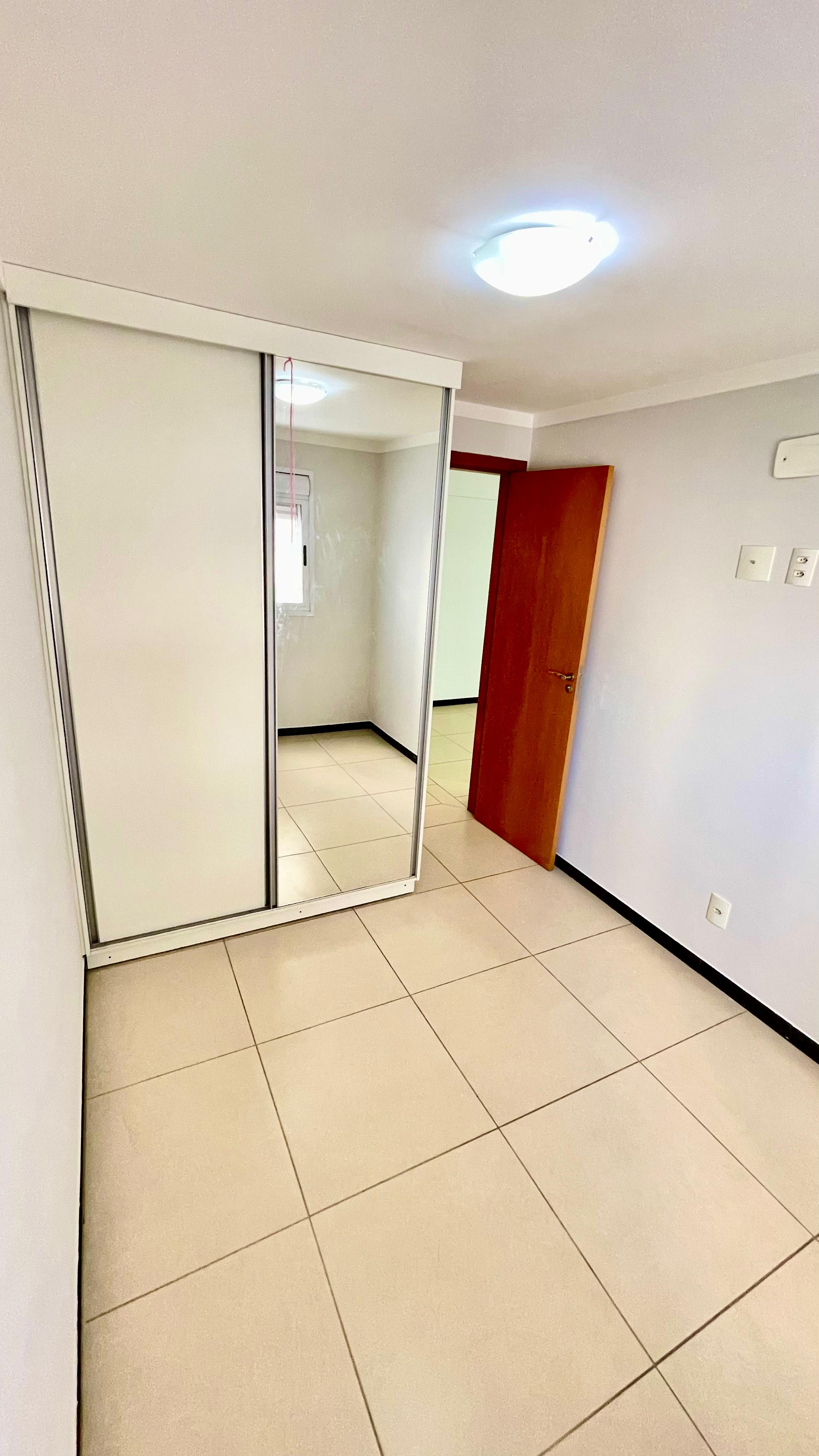 Apartamento 02 quartos, 02 banheiros, próx. ao TRT e WR, St. Bueno - Goiânia - GO - Res. Pontal Premium Bueno.