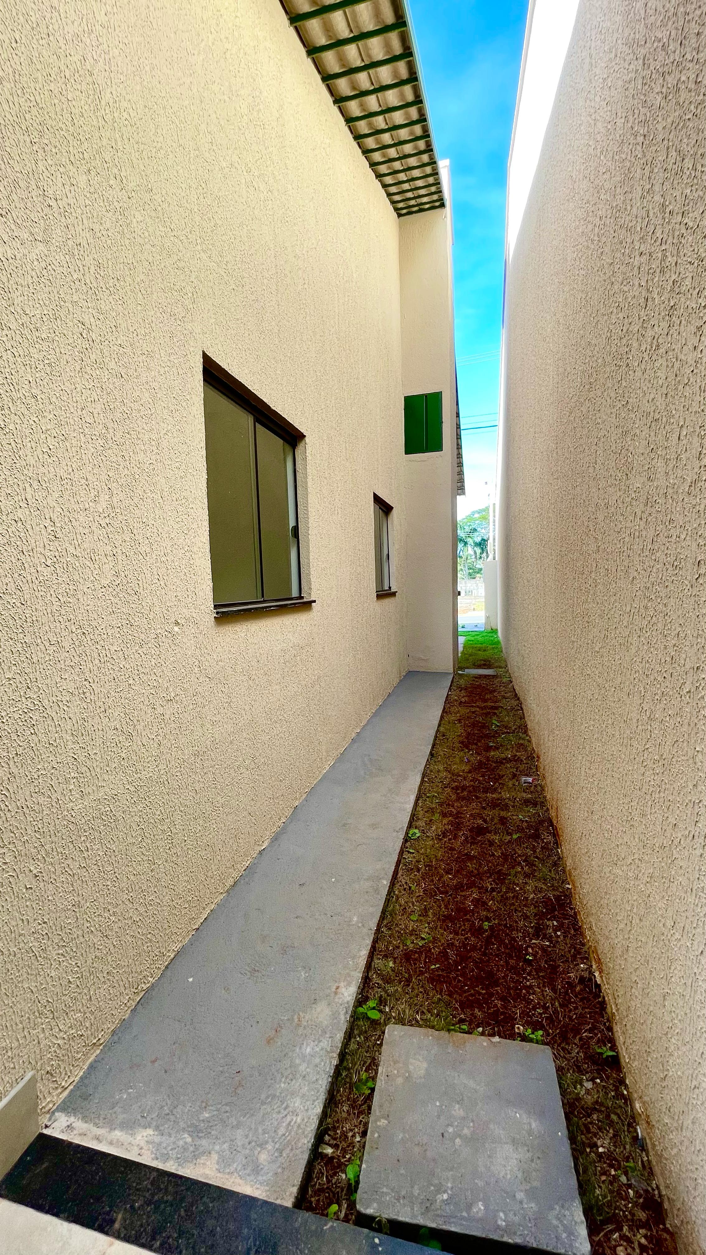 Excelente casa com 83,54 m² de área construída, em um lote de 123 m², localizada em um dos condomínios mais valorizados da região: o Residencial Jardim Balneário.