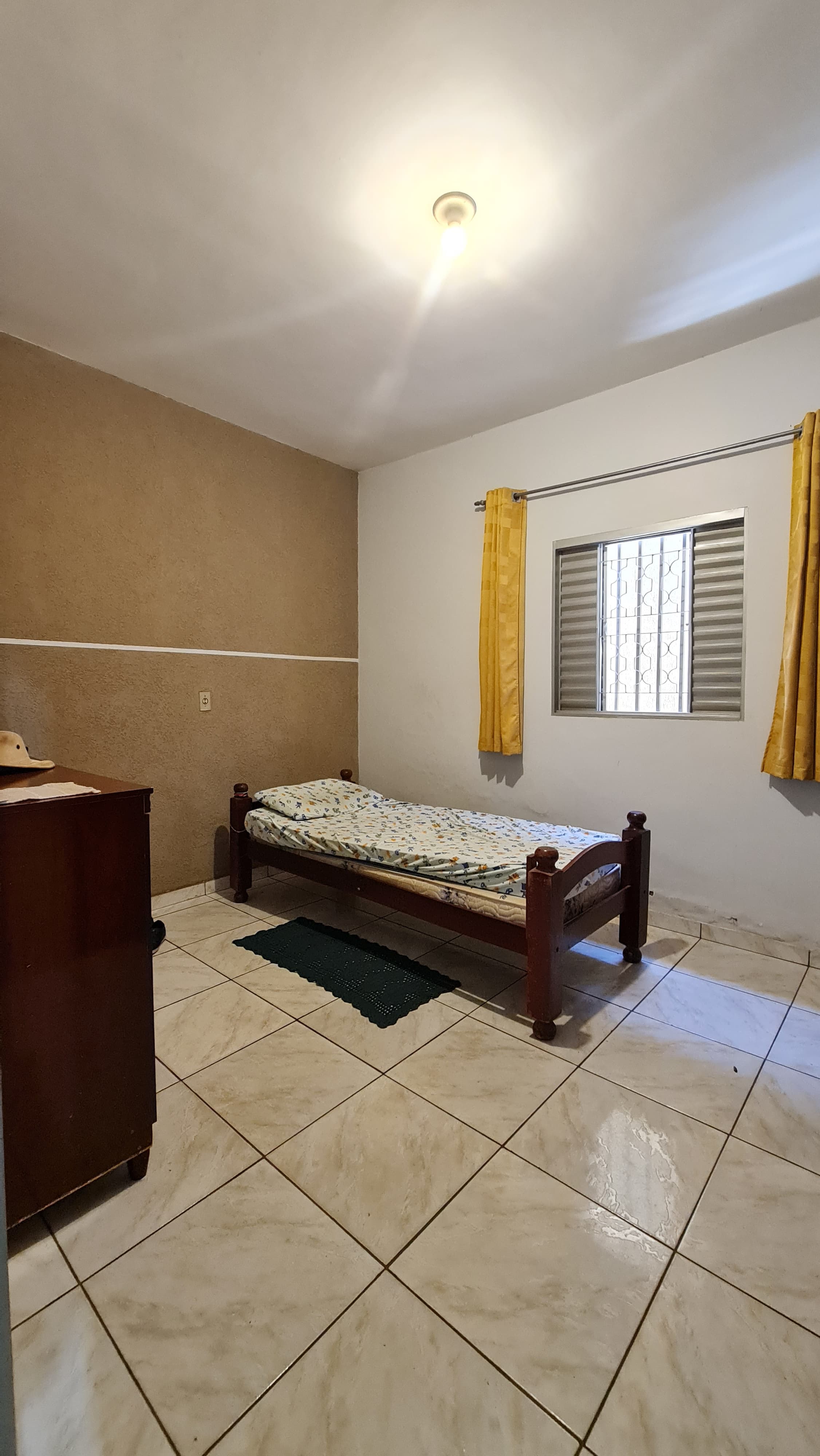 Excelente oportunidade de moradia! Este imóvel oferece uma configuração confortável e funcional, ideal para famílias que buscam espaço e praticidade.