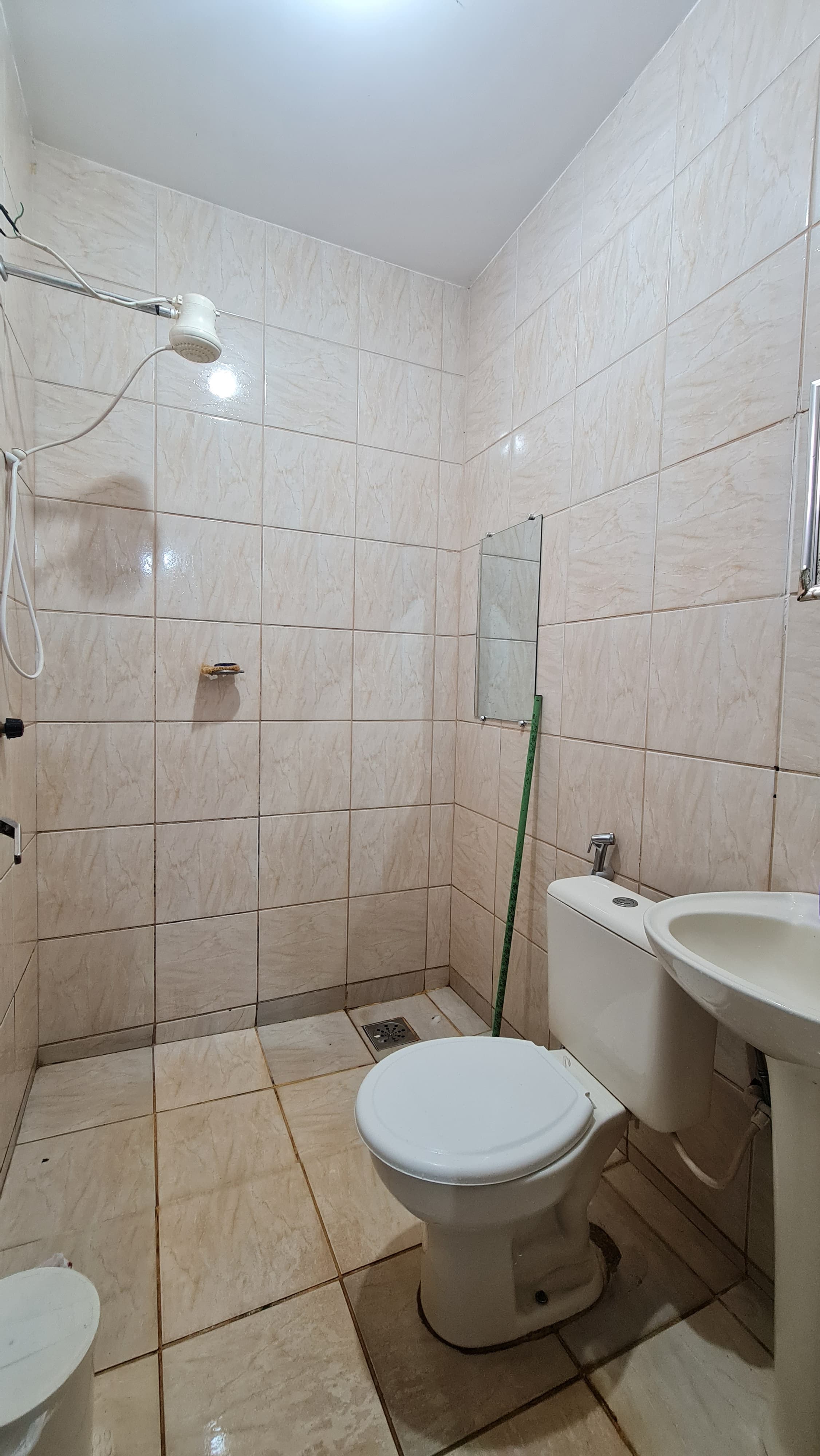 Excelente oportunidade de moradia! Este imóvel oferece uma configuração confortável e funcional, ideal para famílias que buscam espaço e praticidade.