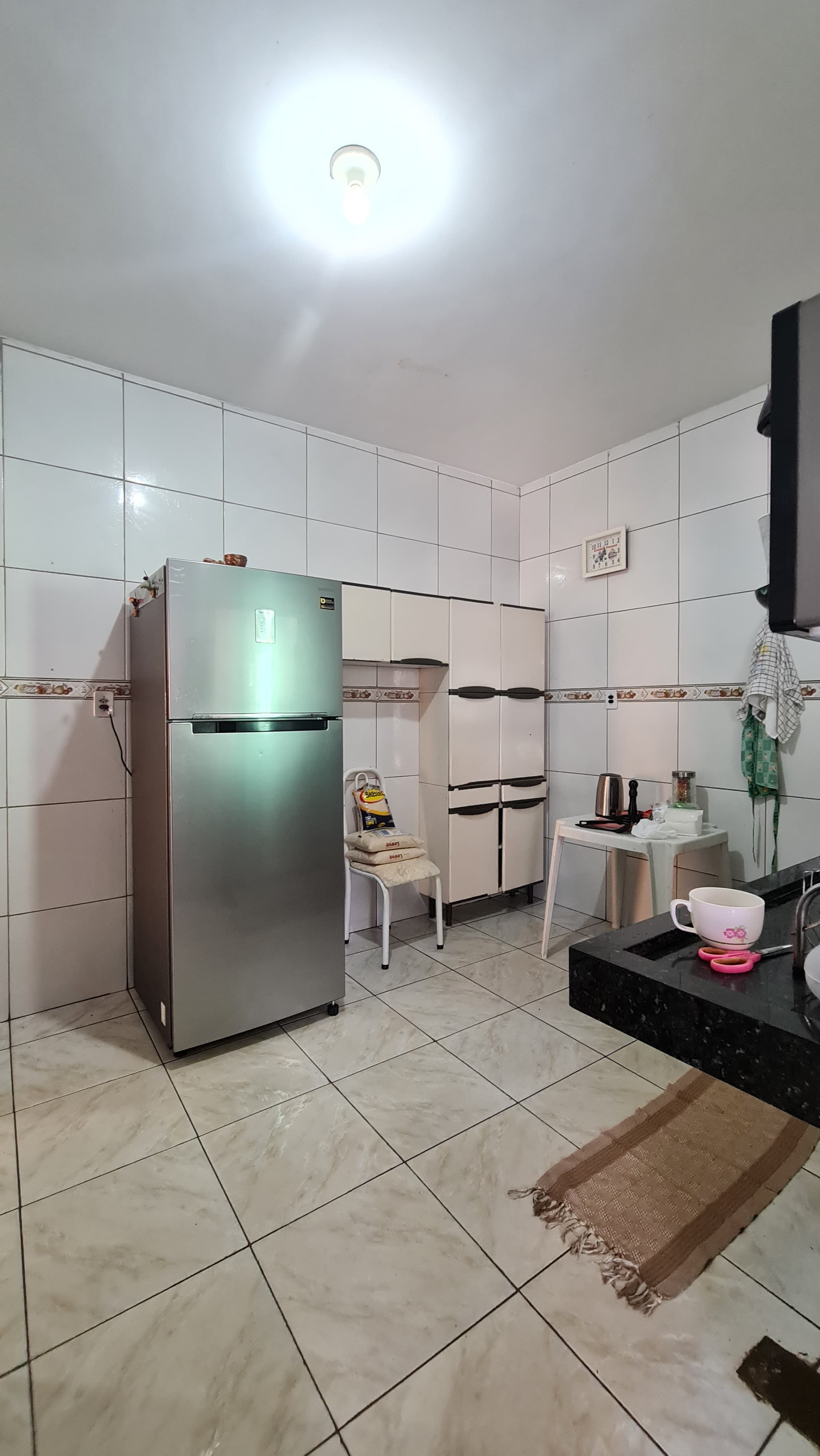 Excelente oportunidade de moradia! Este imóvel oferece uma configuração confortável e funcional, ideal para famílias que buscam espaço e praticidade.