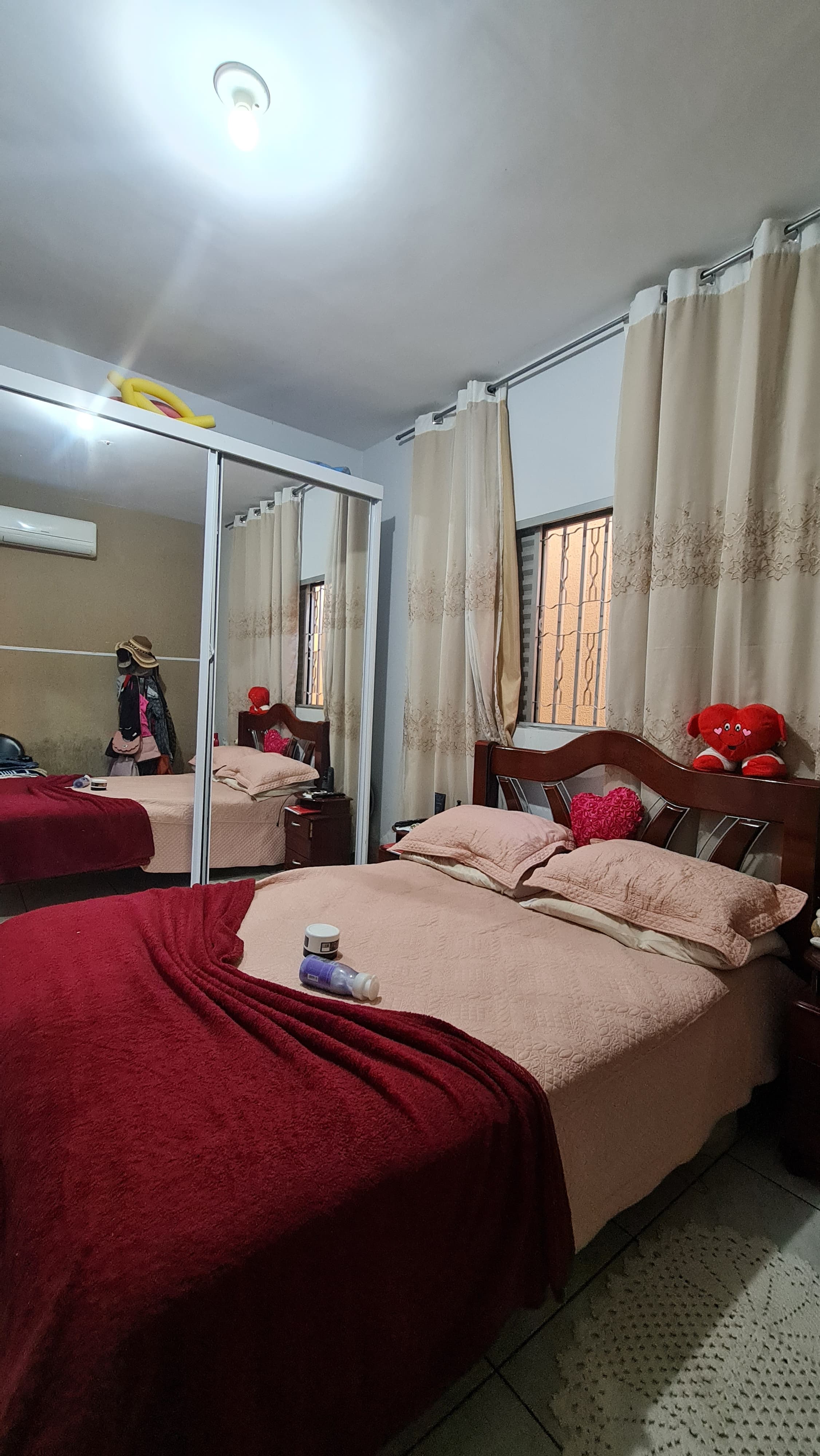 Excelente oportunidade de moradia! Este imóvel oferece uma configuração confortável e funcional, ideal para famílias que buscam espaço e praticidade.