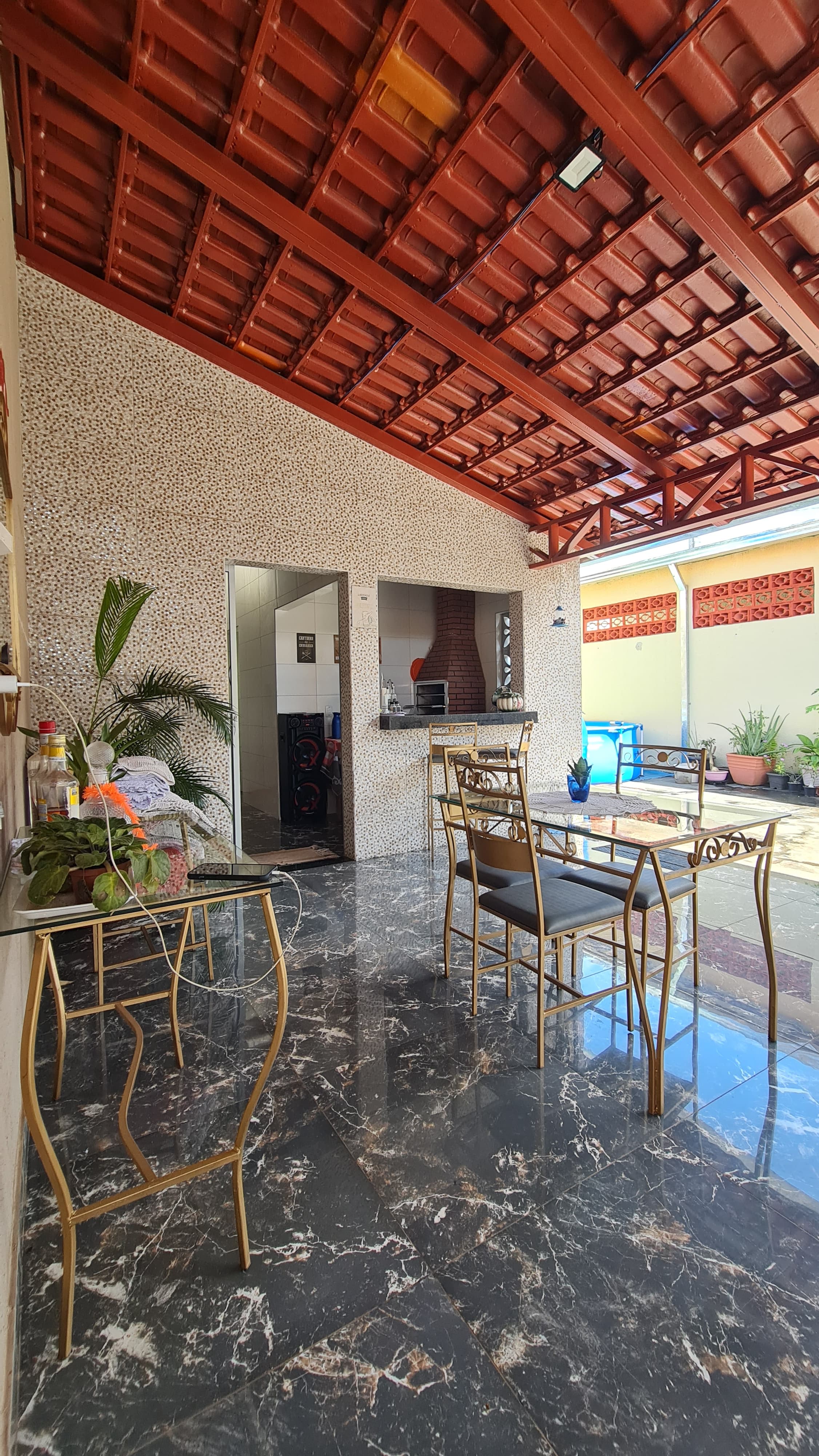 Excelente oportunidade de moradia! Este imóvel oferece uma configuração confortável e funcional, ideal para famílias que buscam espaço e praticidade.