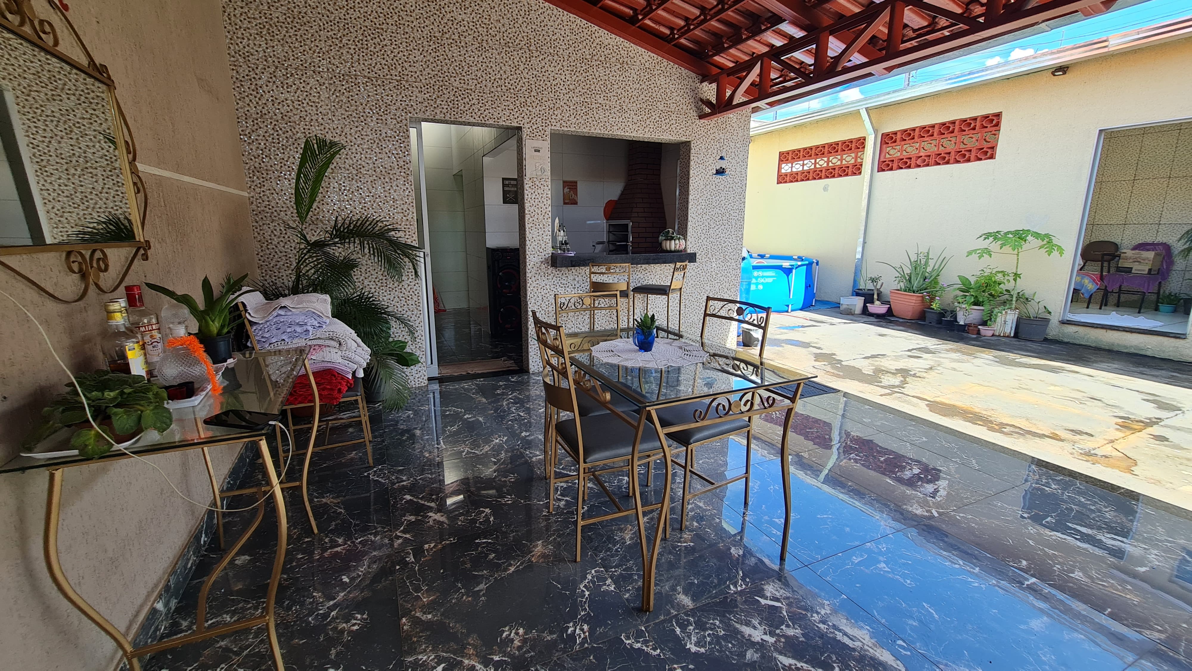 Excelente oportunidade de moradia! Este imóvel oferece uma configuração confortável e funcional, ideal para famílias que buscam espaço e praticidade.