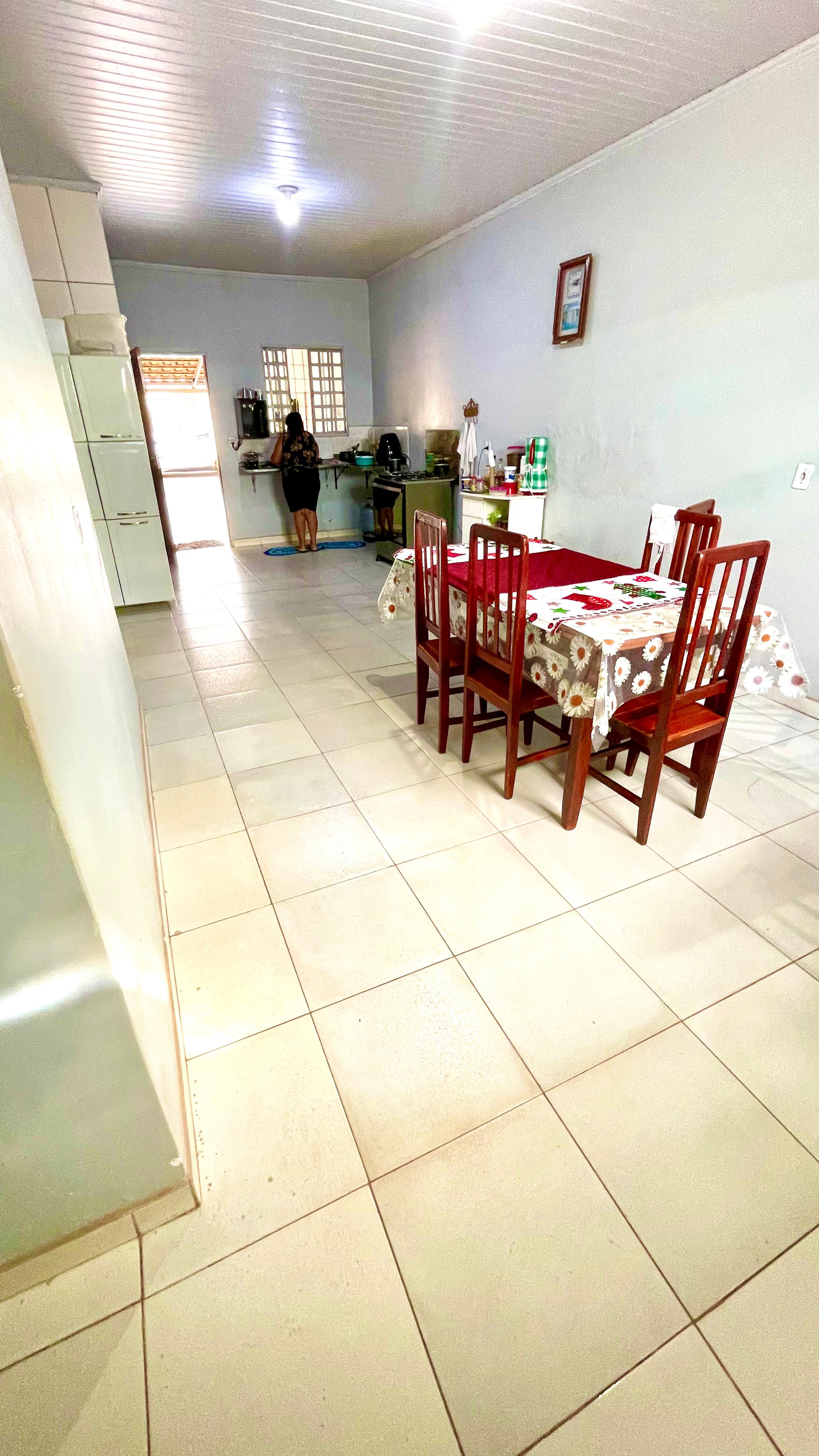Casa em condomínio fechado na região noroeste de Goiânia!