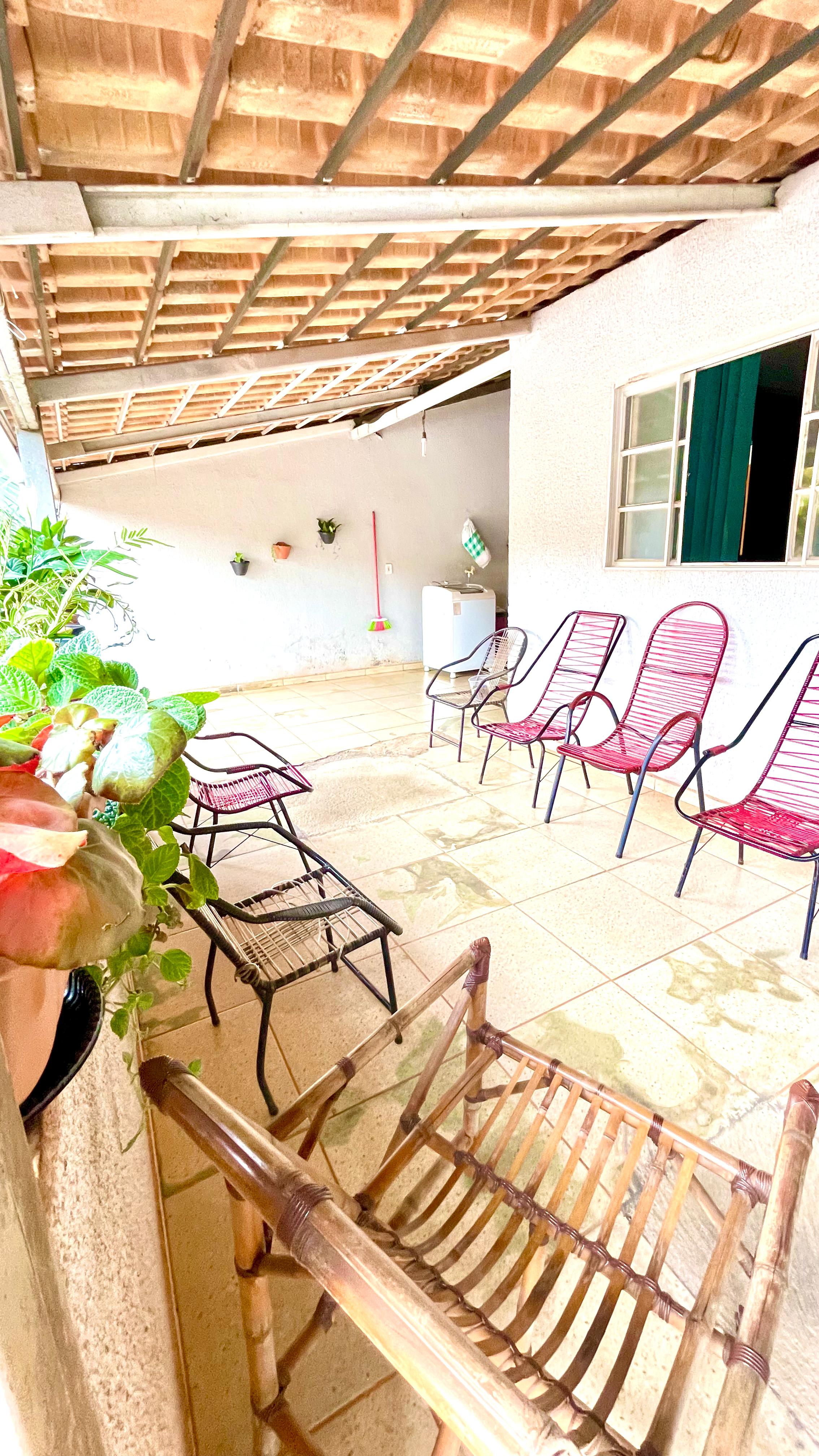 Casa em condomínio fechado na região noroeste de Goiânia!