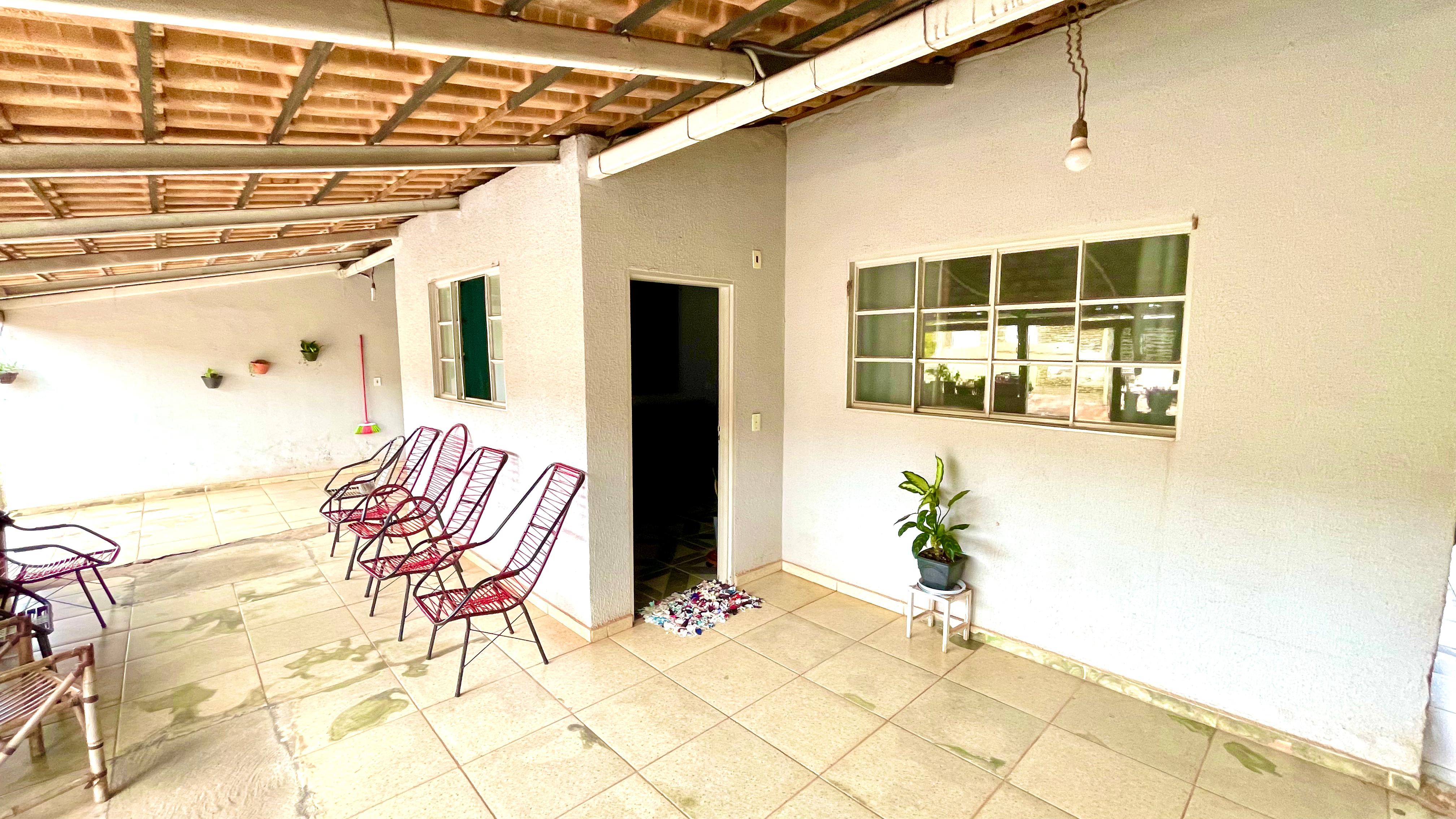 Casa em condomínio fechado na região noroeste de Goiânia!