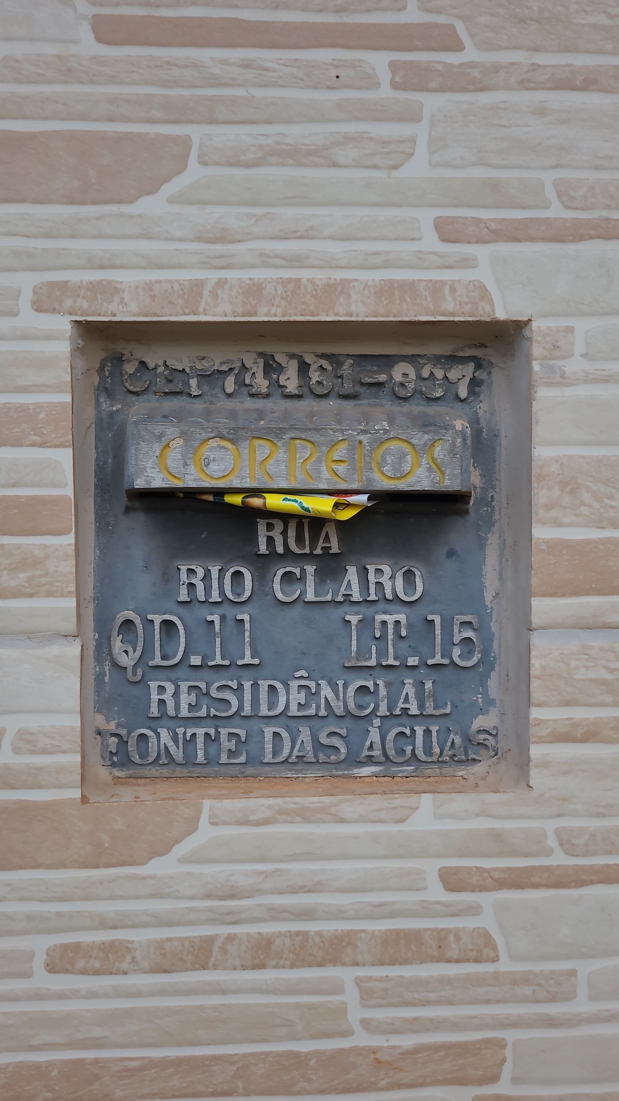 Uma casa super aconchegante com terreno de 200 metros quadrados e 120 de construção.
