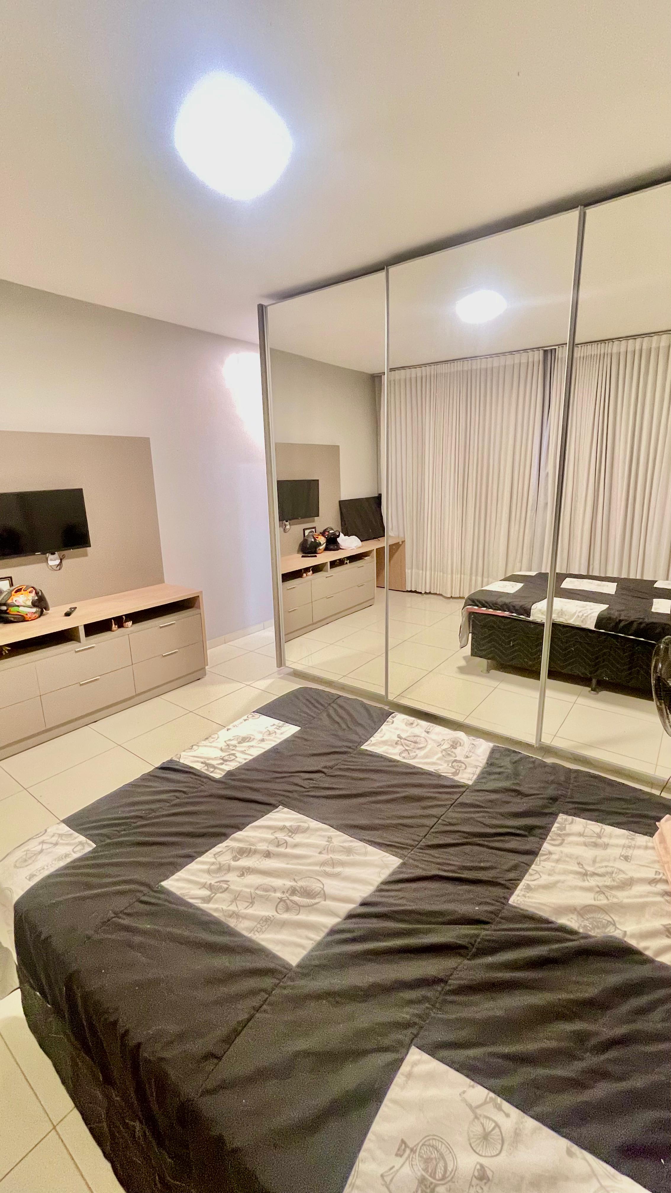 Casa em condomínio disponível pra venda !