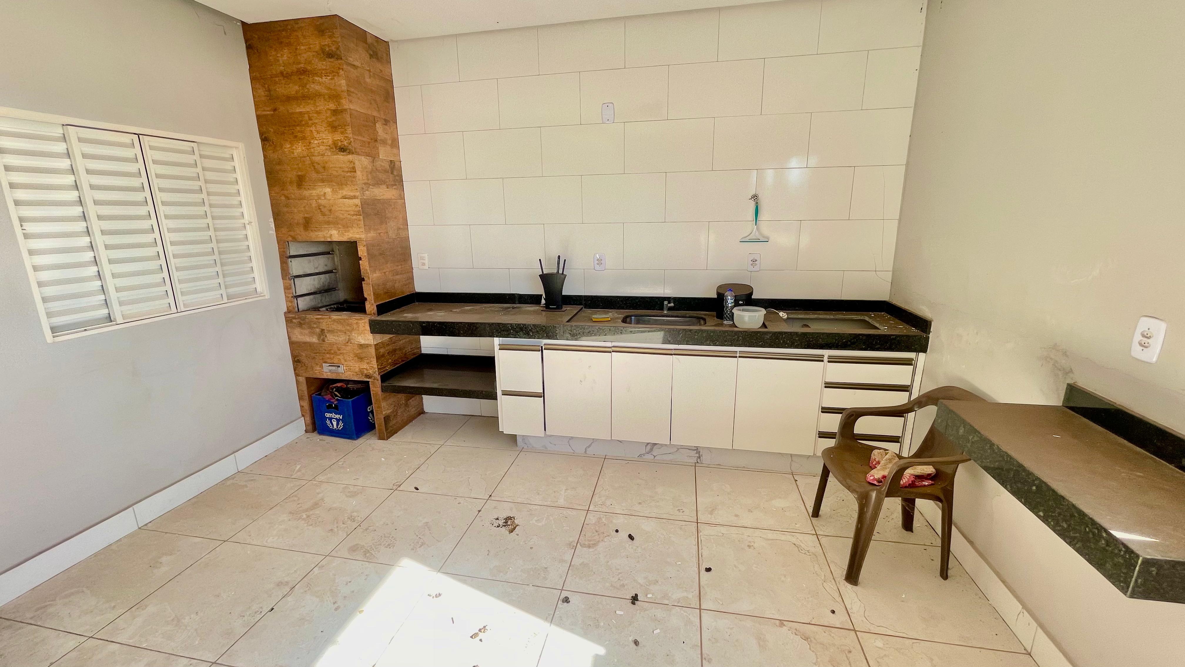 Casa em condomínio disponível pra venda !