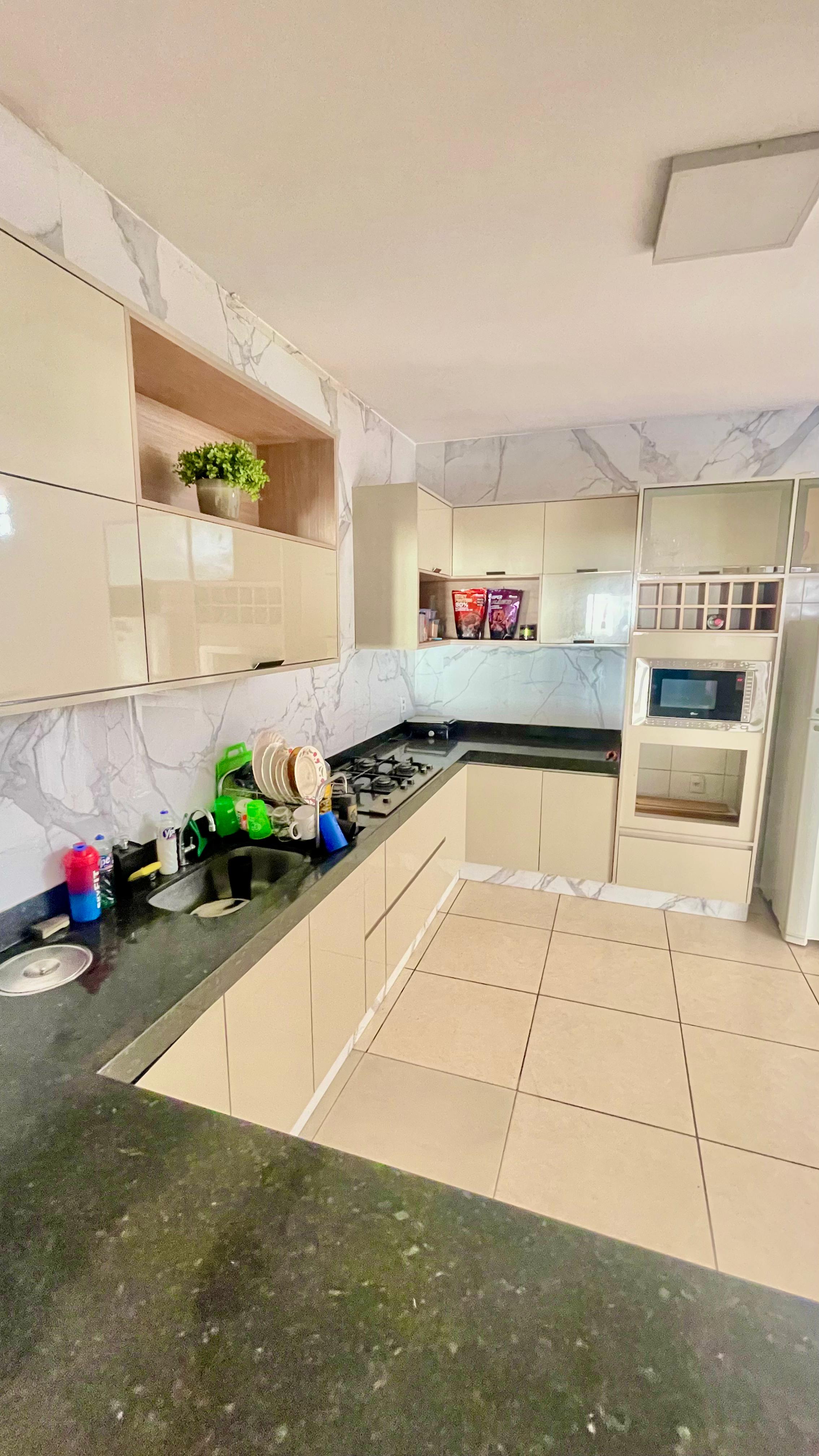 Casa em condomínio disponível pra venda !