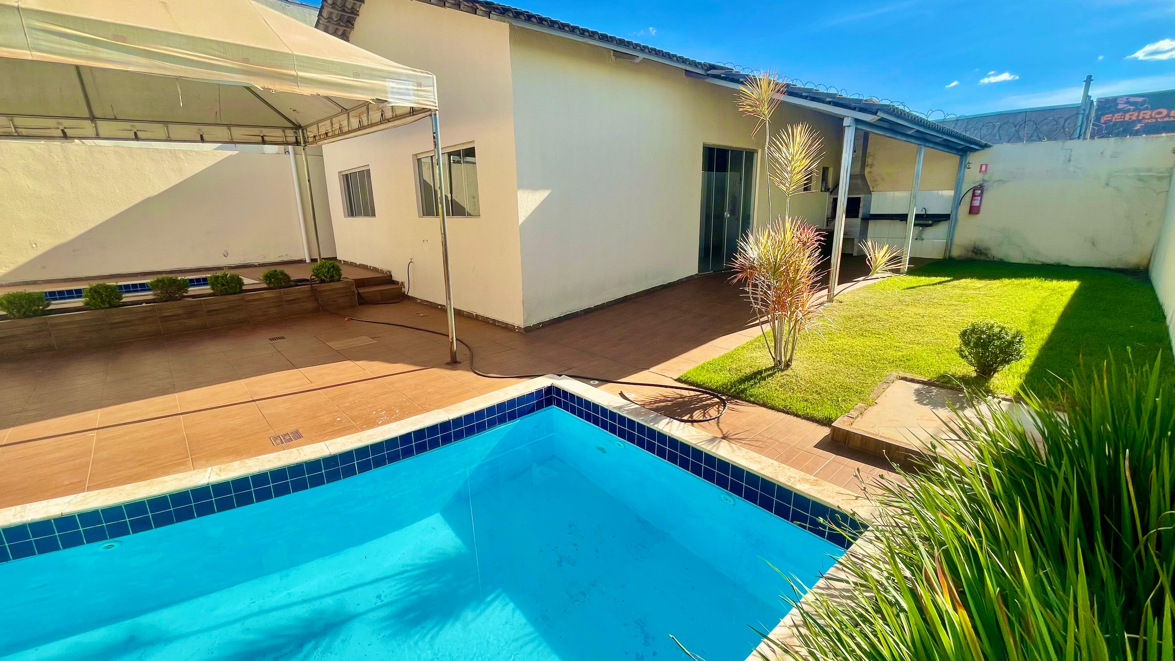 Casa em condomínio disponível pra venda !