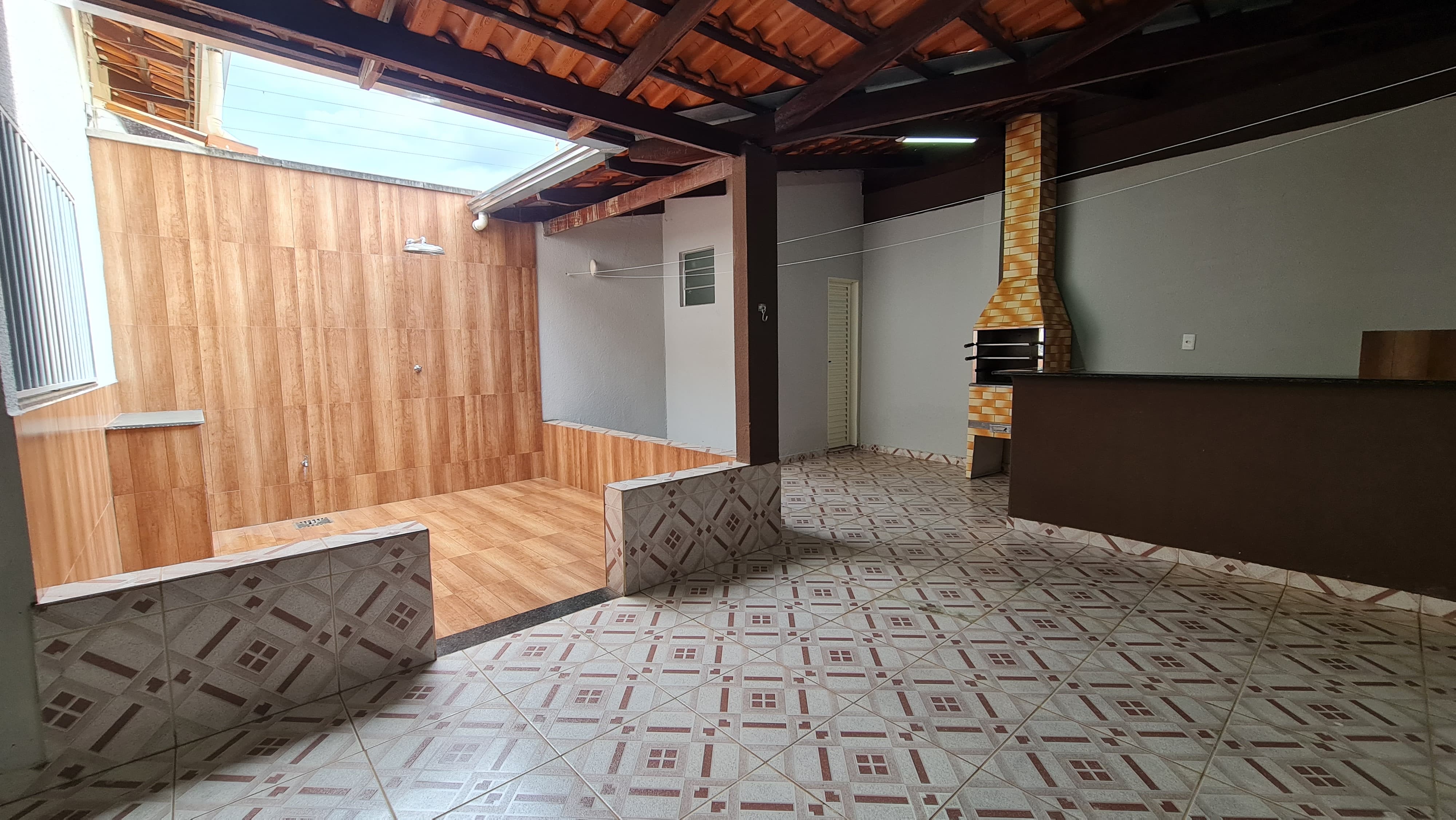 Casa linda no Jardim Fonte Nova, próximo ao parque Fonte Nova