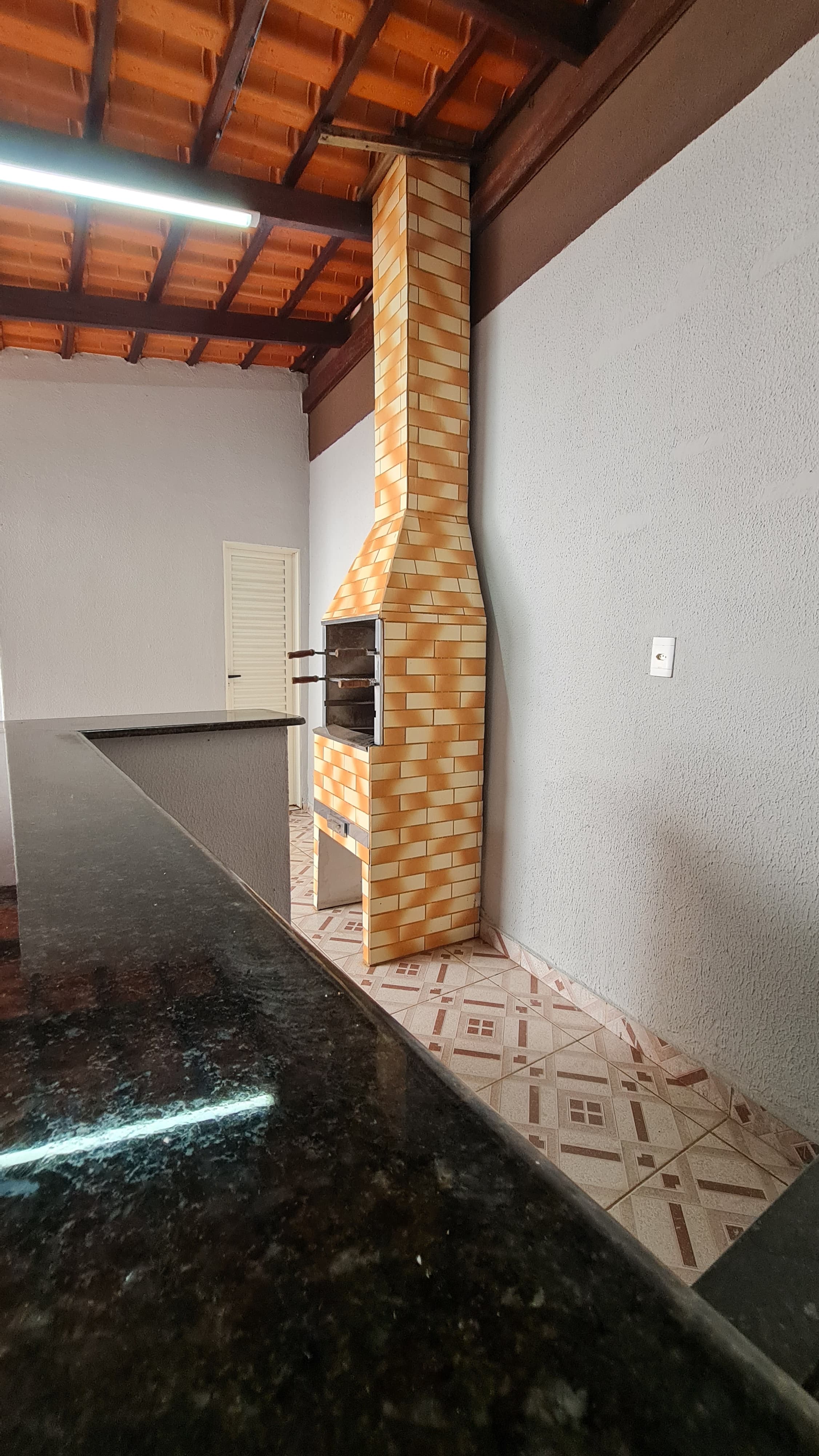 Casa linda no Jardim Fonte Nova, próximo ao parque Fonte Nova