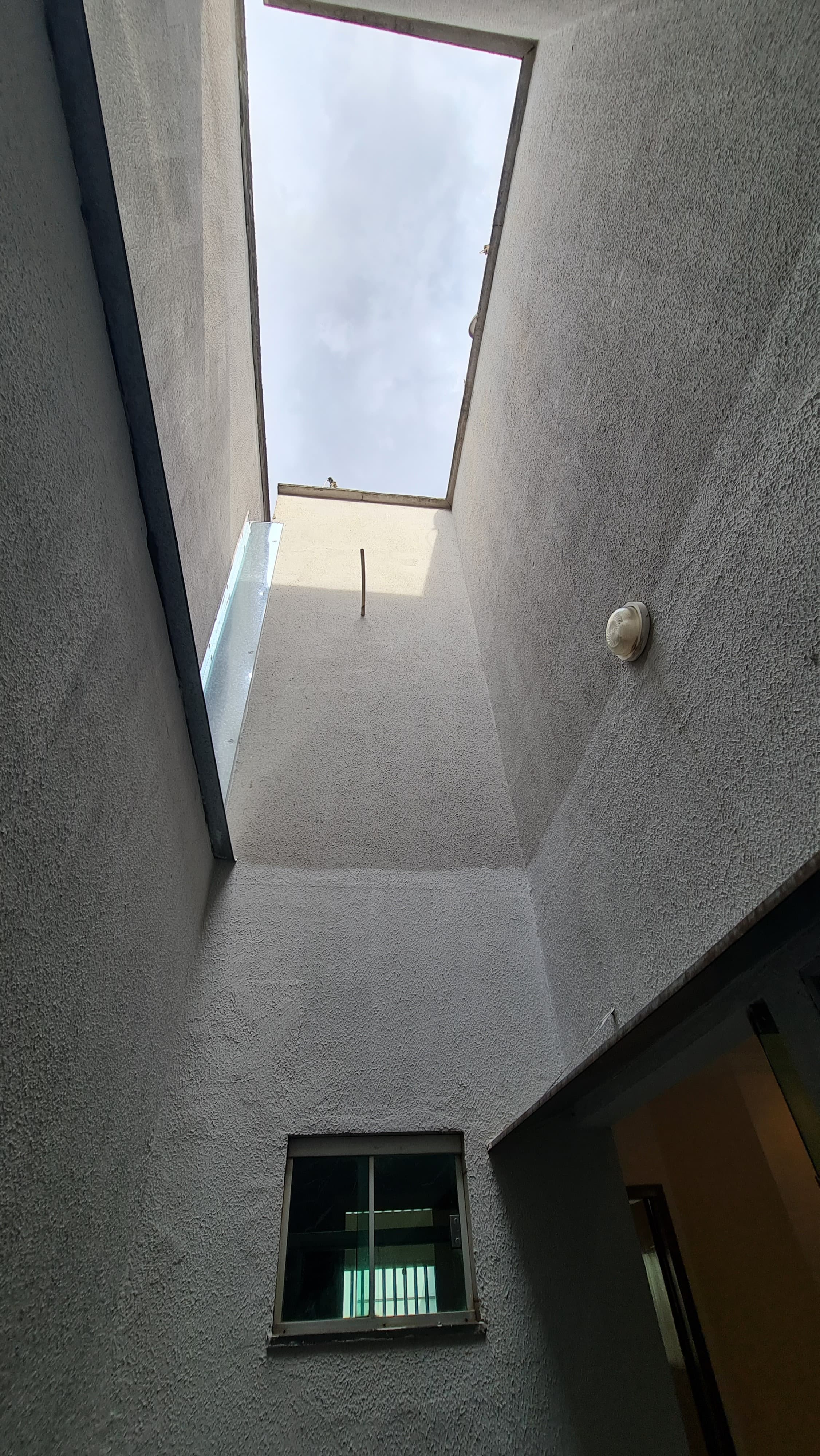Casa linda no Jardim Fonte Nova, próximo ao parque Fonte Nova
