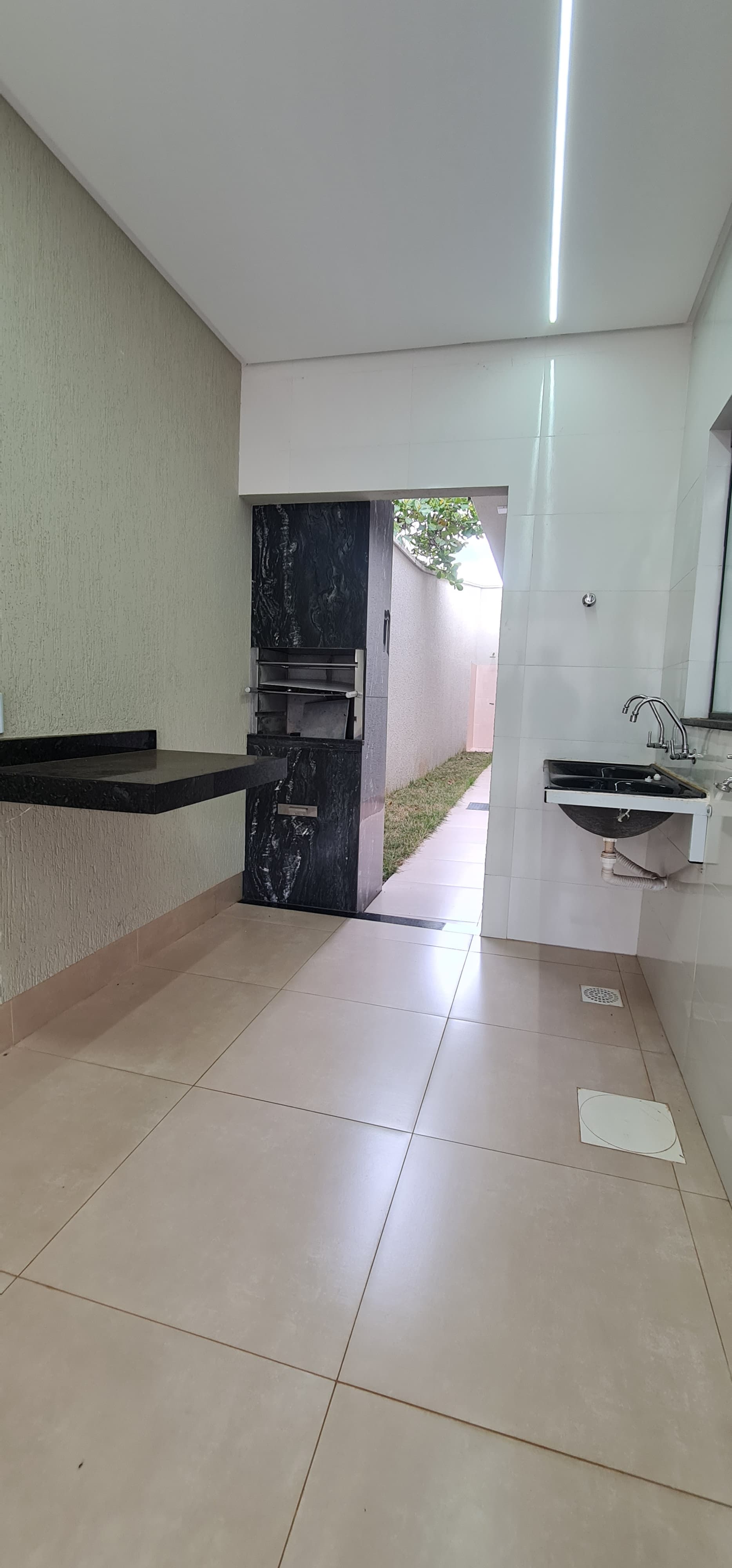 Imóvel para venda com 180 metros quadrados com 3 quartos em Jardim das Hortências - Goiânia - GO