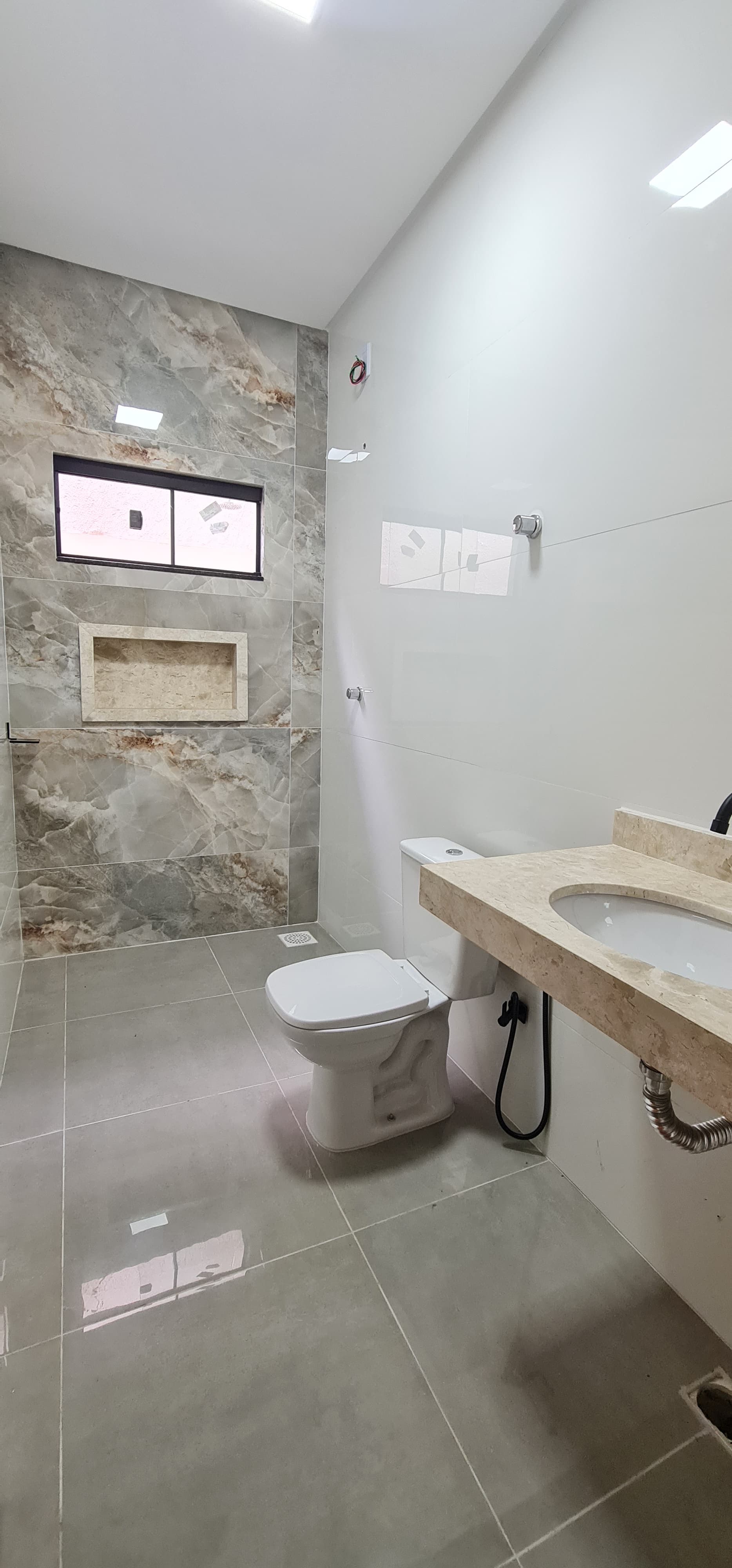 Imóvel para venda com 180 metros quadrados com 3 quartos em Jardim das Hortências - Goiânia - GO