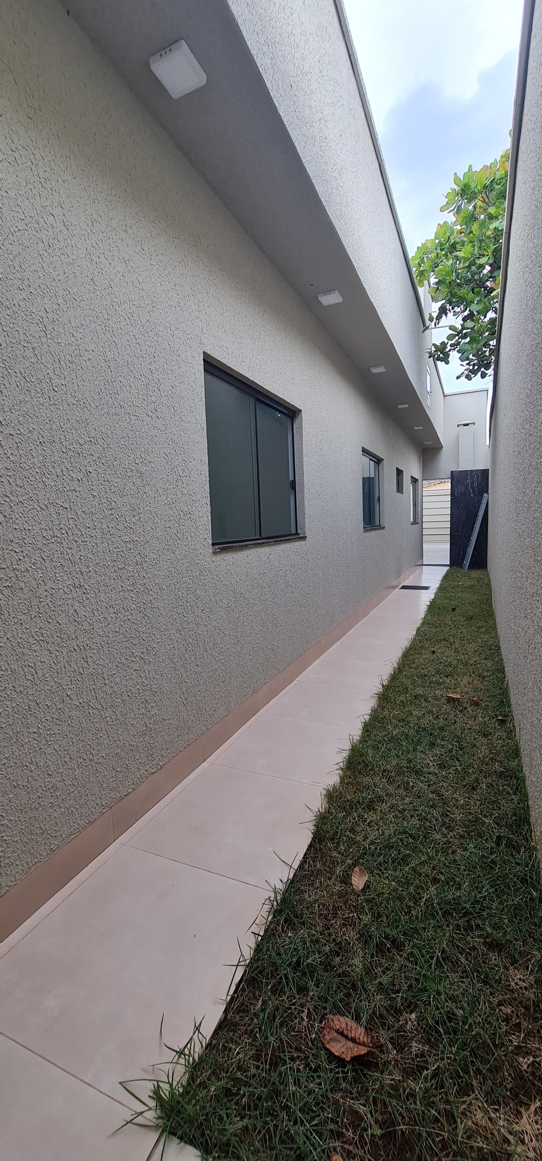 Imóvel para venda com 180 metros quadrados com 3 quartos em Jardim das Hortências - Goiânia - GO