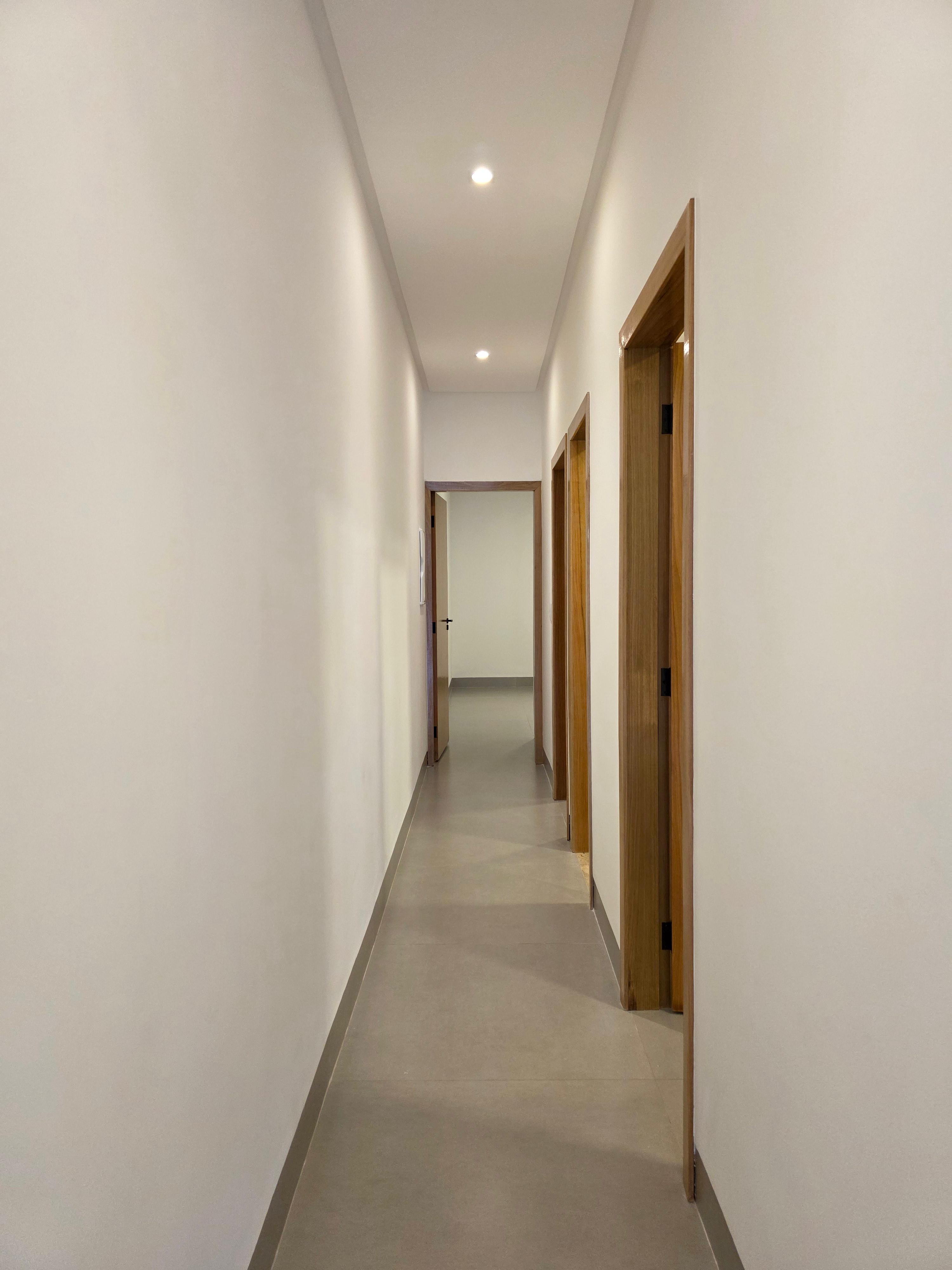 Casa com 03 Quartos e 02 banheiros à Venda, 152 m² por R$ 520.000,00
